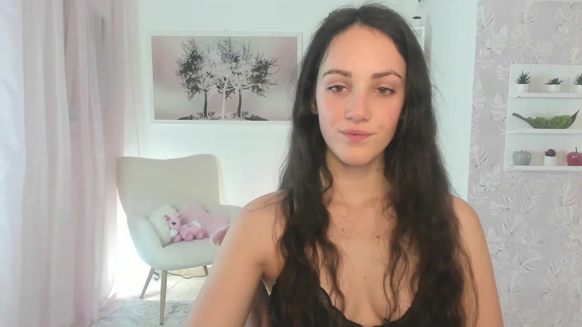 Gallery image thumbnail from Sophie_Rain18's myfreecams stream on, 03/09/2023, 16:27 image 9 of 20