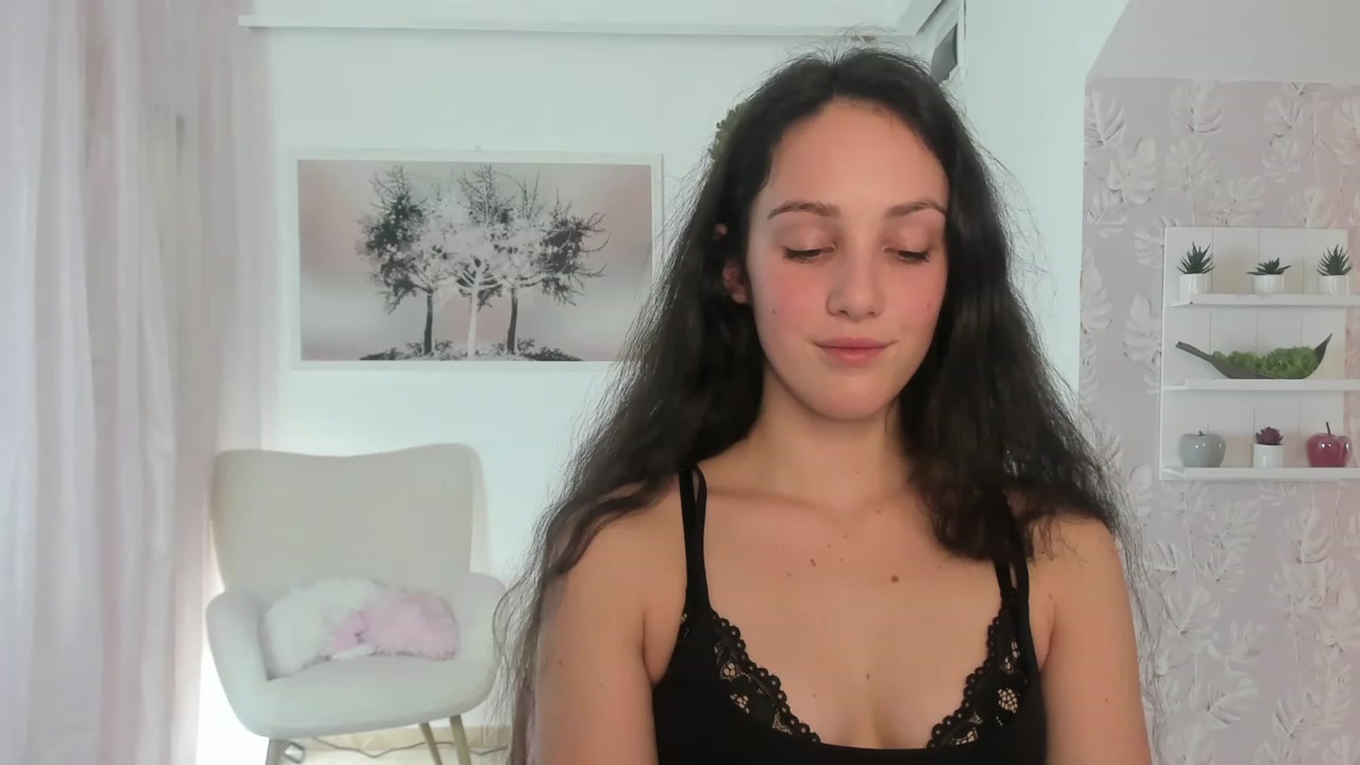 Gallery image thumbnail from Sophie_Rain18's myfreecams stream on, 03/14/2023, 19:39 image 19 of 20