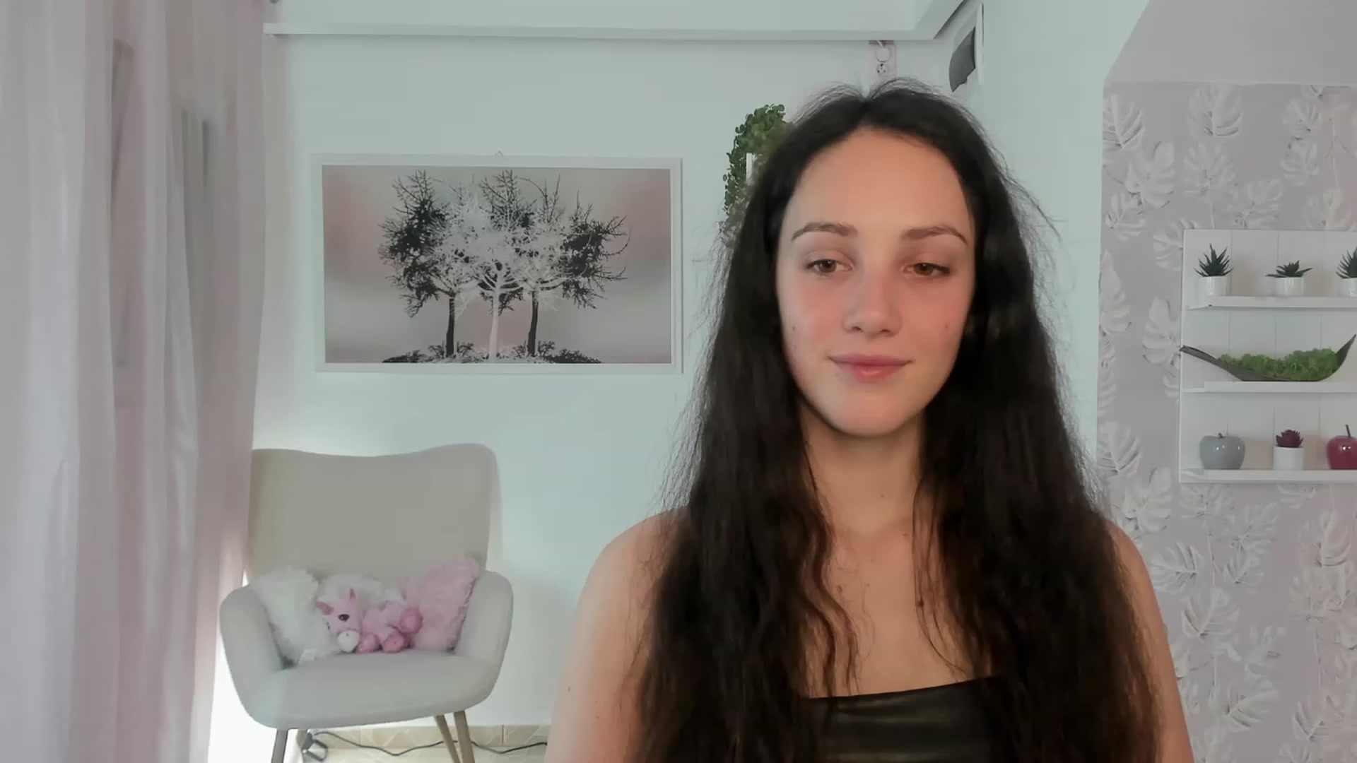 Gallery image thumbnail from Sophie_Rain18's myfreecams stream on, 03/15/2023, 15:38 image 4 of 20