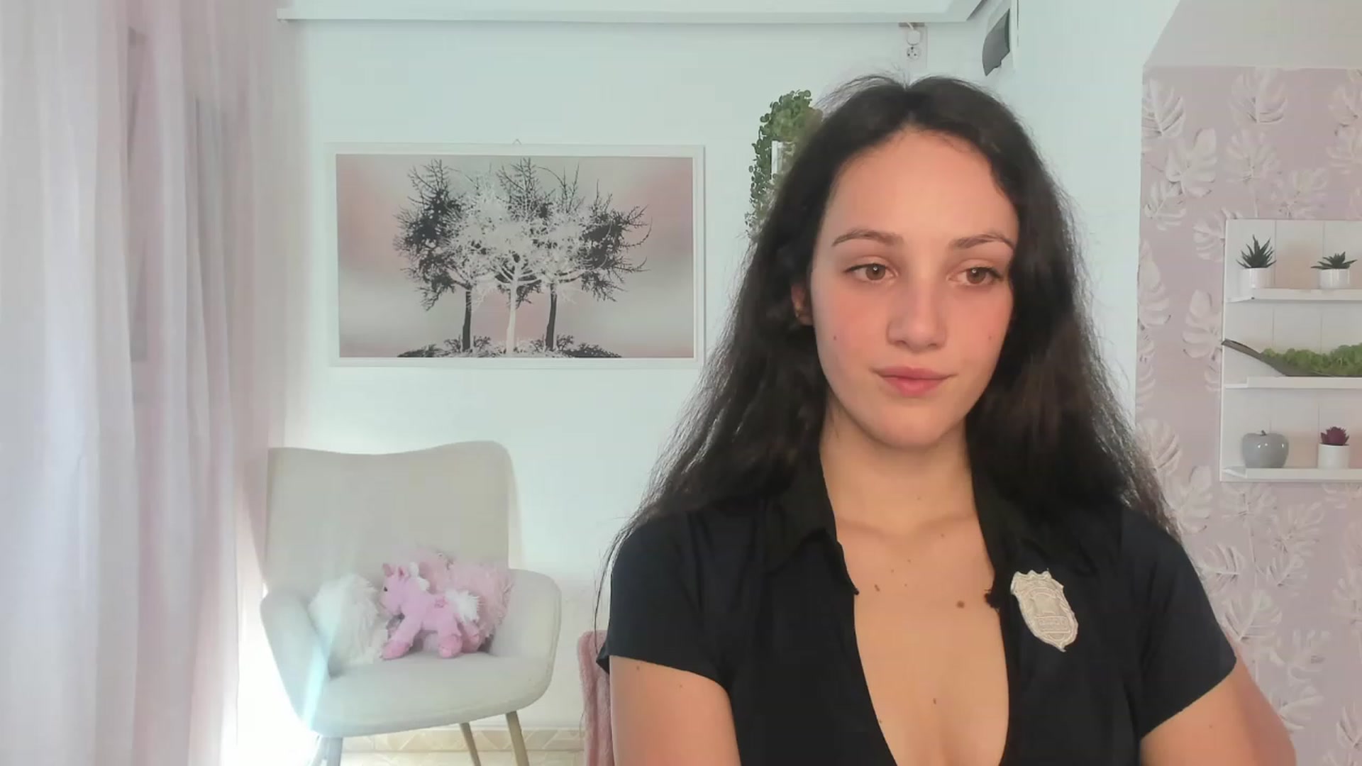 Gallery image thumbnail from Sophie_Rain18's myfreecams stream on, 03/17/2023, 16:00 image 18 of 20