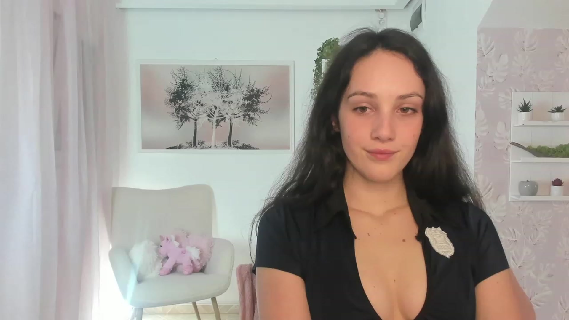 Gallery image thumbnail from Sophie_Rain18's myfreecams stream on, 03/17/2023, 16:00 image 13 of 20