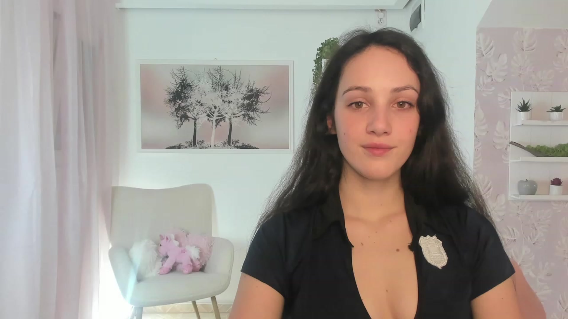 Gallery image thumbnail from Sophie_Rain18's myfreecams stream on, 03/17/2023, 16:00 image 19 of 20