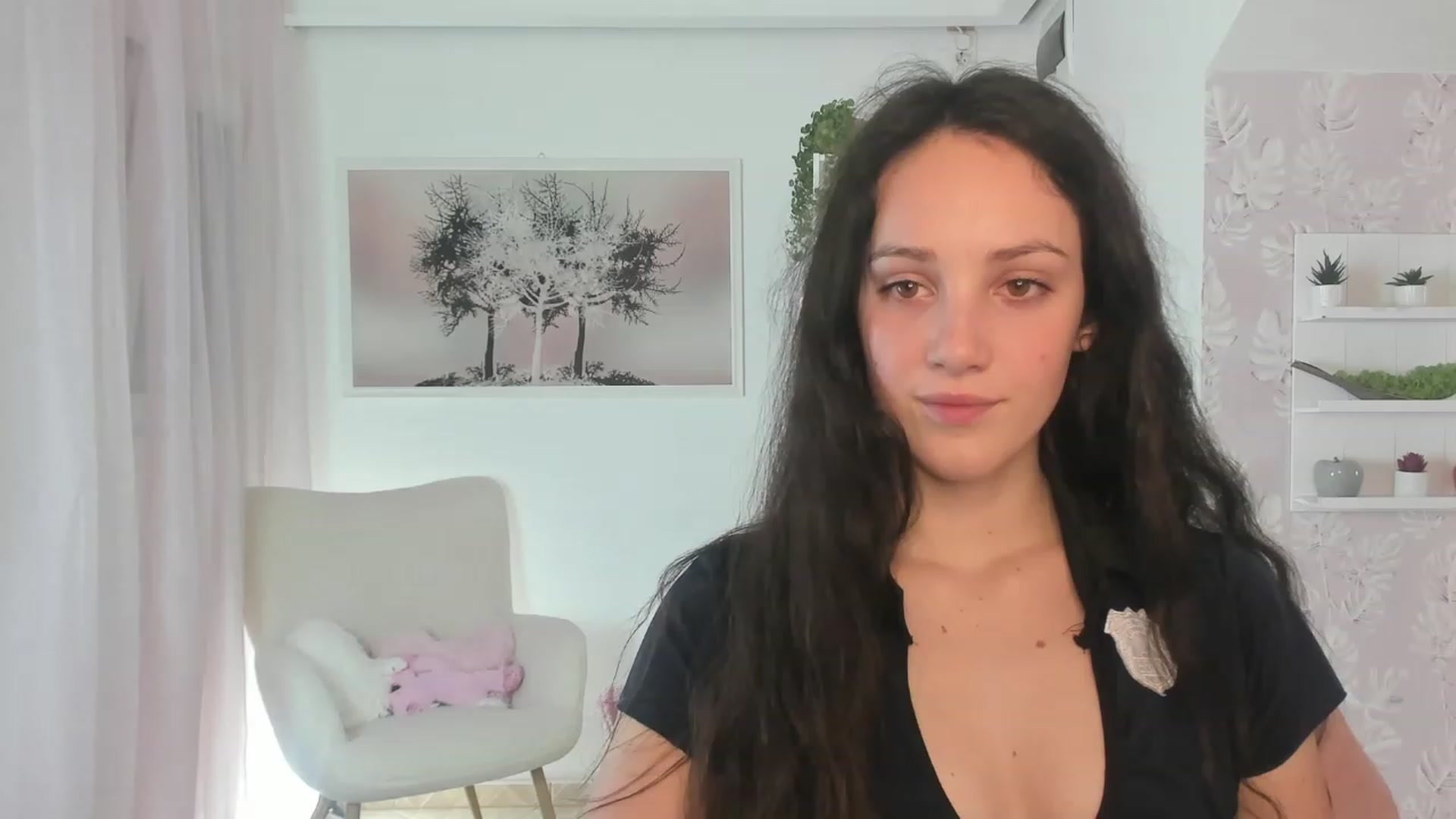 Gallery image thumbnail from Sophie_Rain18's myfreecams stream on, 03/17/2023, 17:29 image 2 of 20