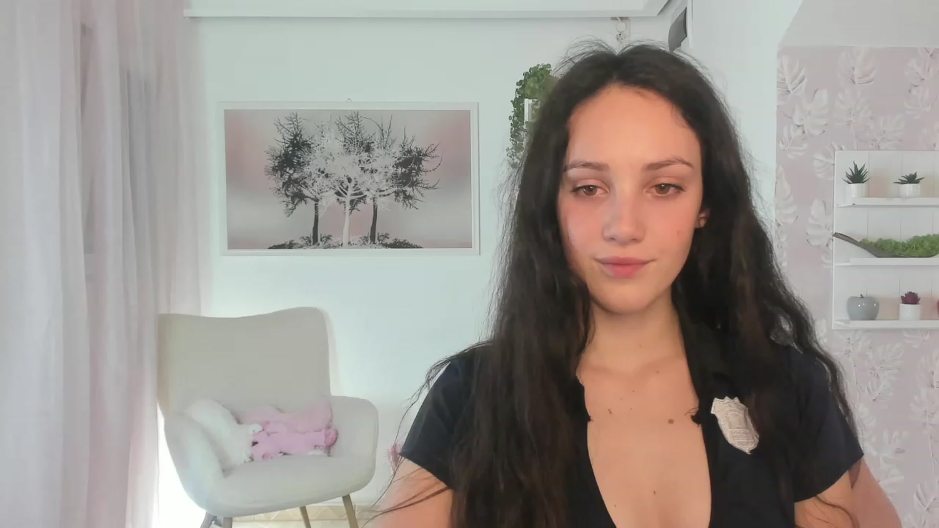 Gallery image thumbnail from Sophie_Rain18's myfreecams stream on, 03/17/2023, 17:29 image 1 of 20