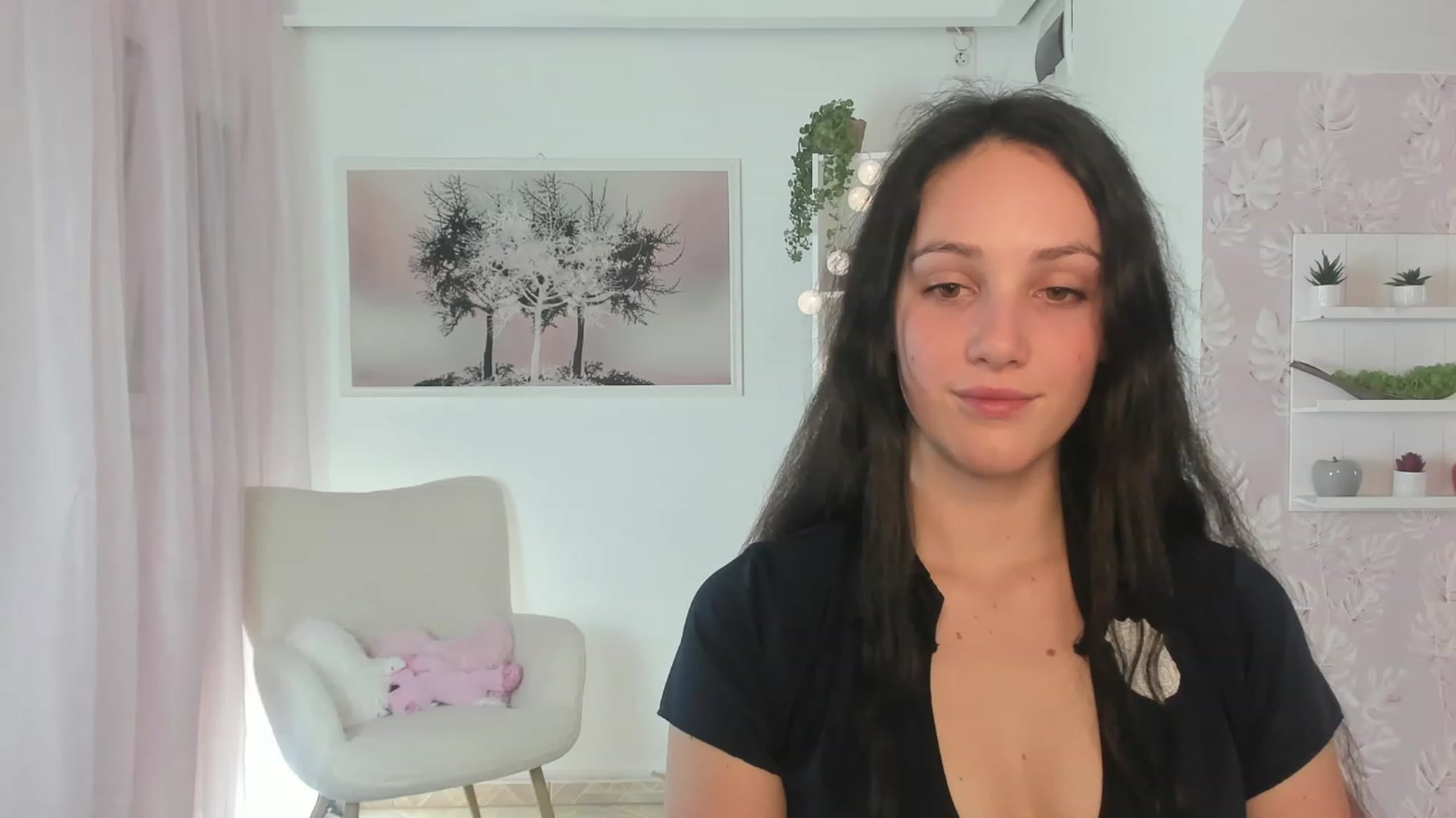Gallery image thumbnail from Sophie_Rain18's myfreecams stream on, 03/17/2023, 18:21 image 6 of 20