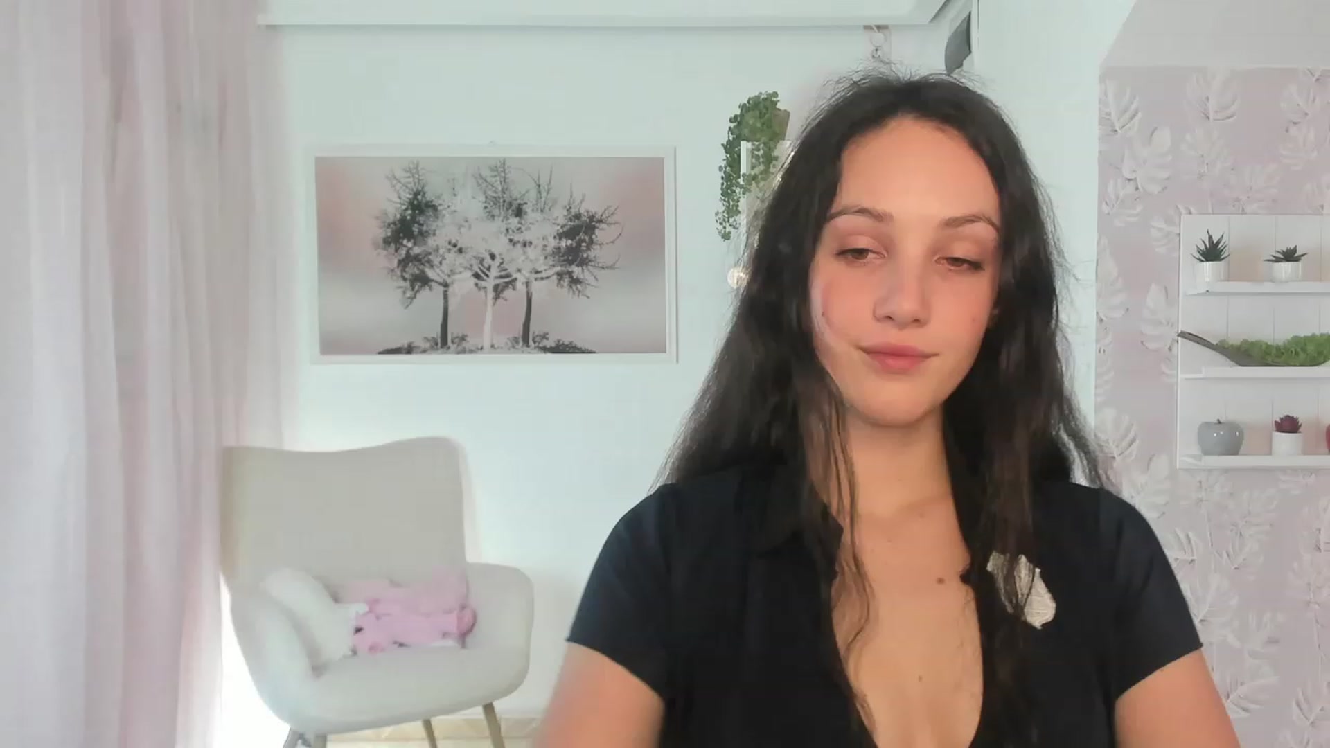 Gallery image thumbnail from Sophie_Rain18's myfreecams stream on, 03/17/2023, 18:21 image 1 of 20