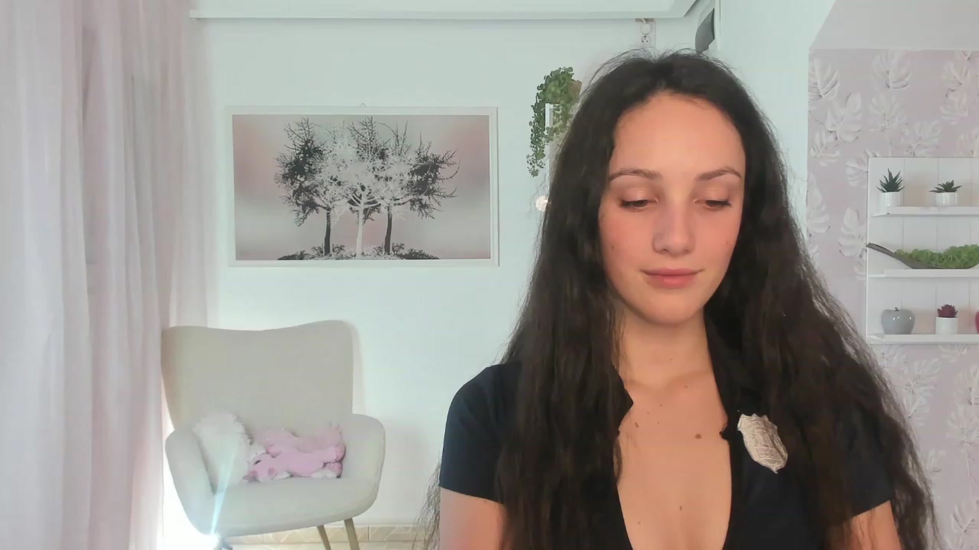 Gallery image thumbnail from Sophie_Rain18's myfreecams stream on, 03/17/2023, 19:16 image 6 of 20