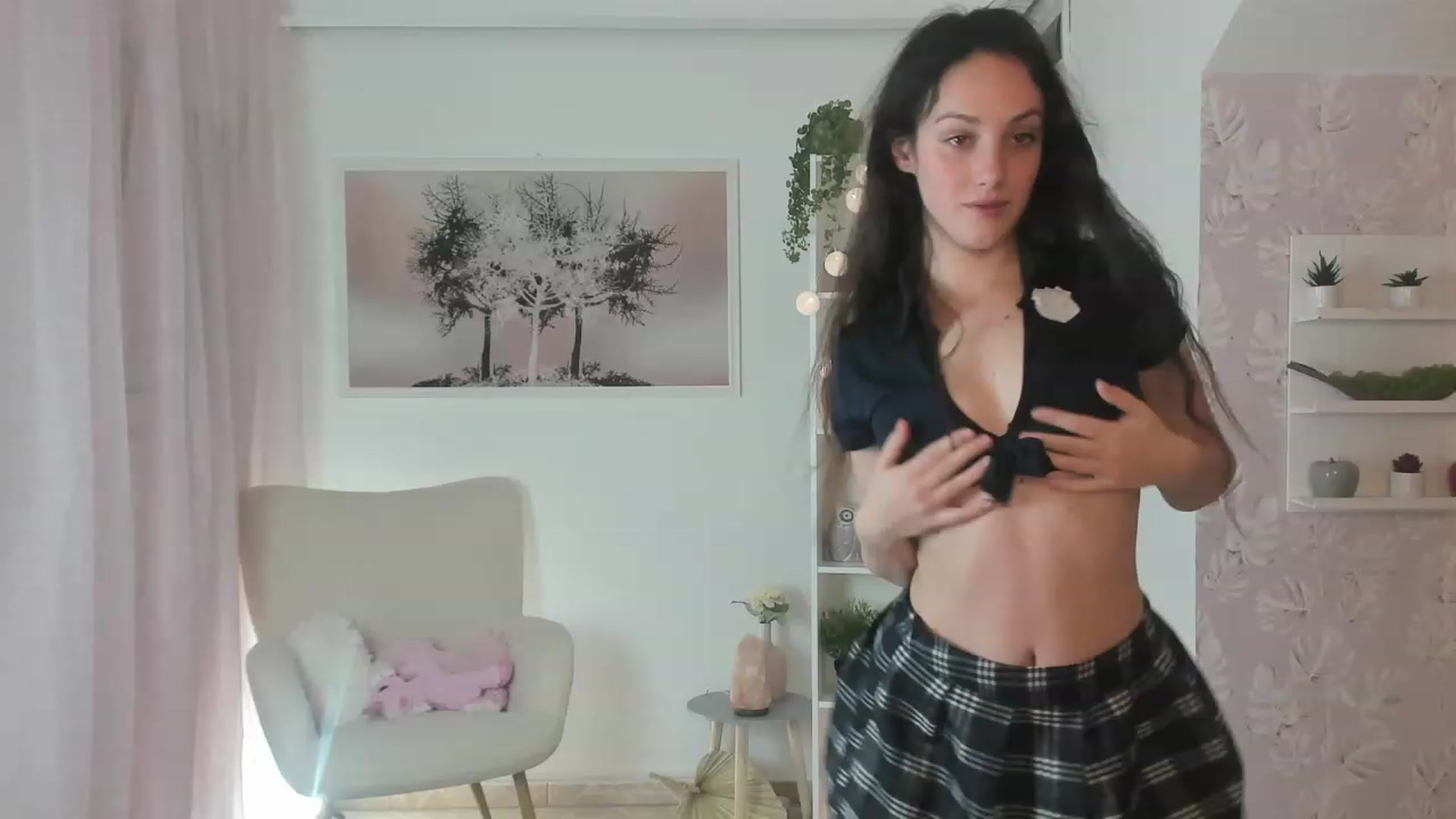 Gallery image thumbnail from Sophie_Rain18's myfreecams stream on, 03/17/2023, 19:16 image 11 of 20