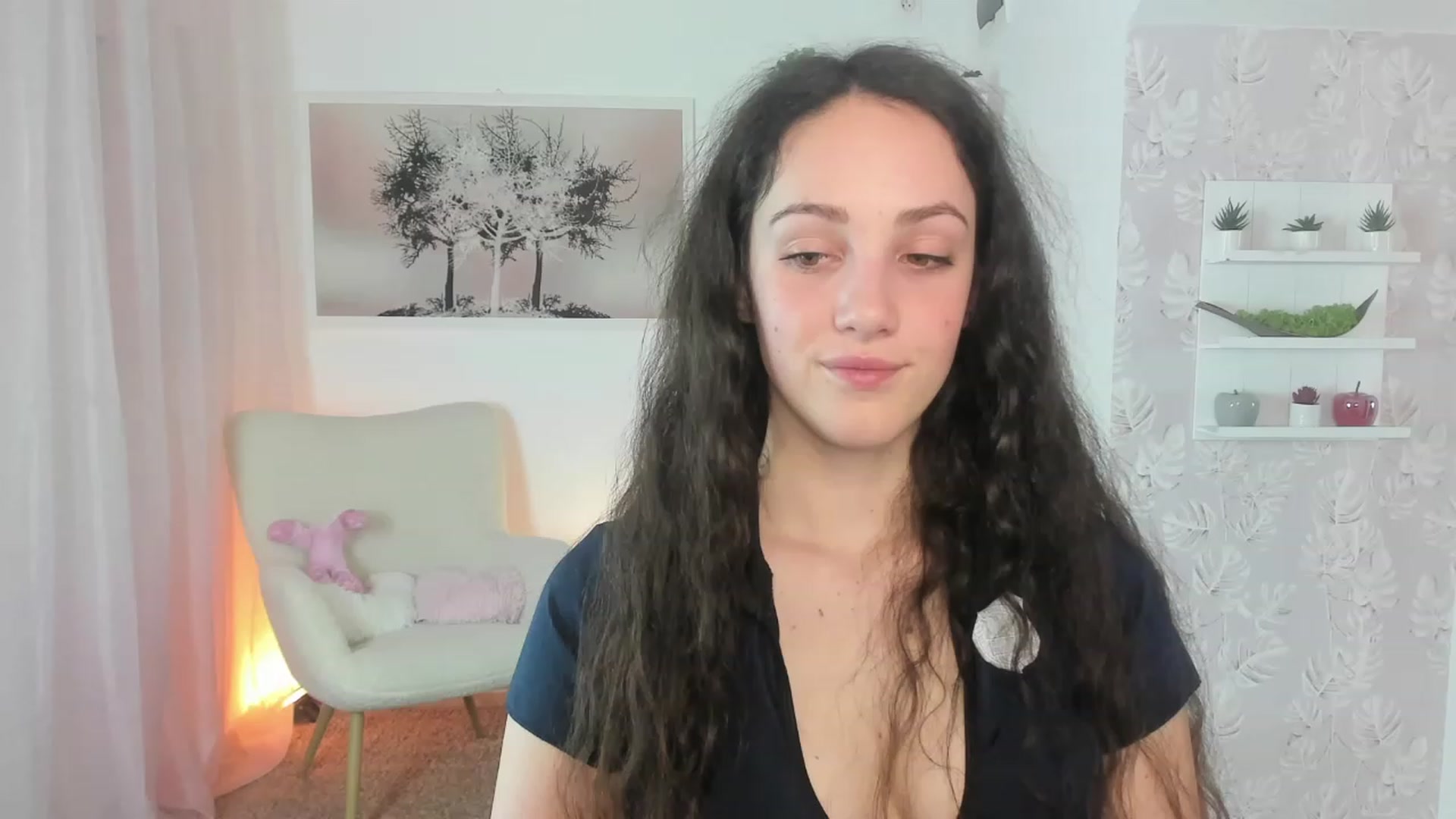 Gallery image thumbnail from Sophie_Rain18's myfreecams stream on, 03/22/2023, 16:11 image 4 of 20