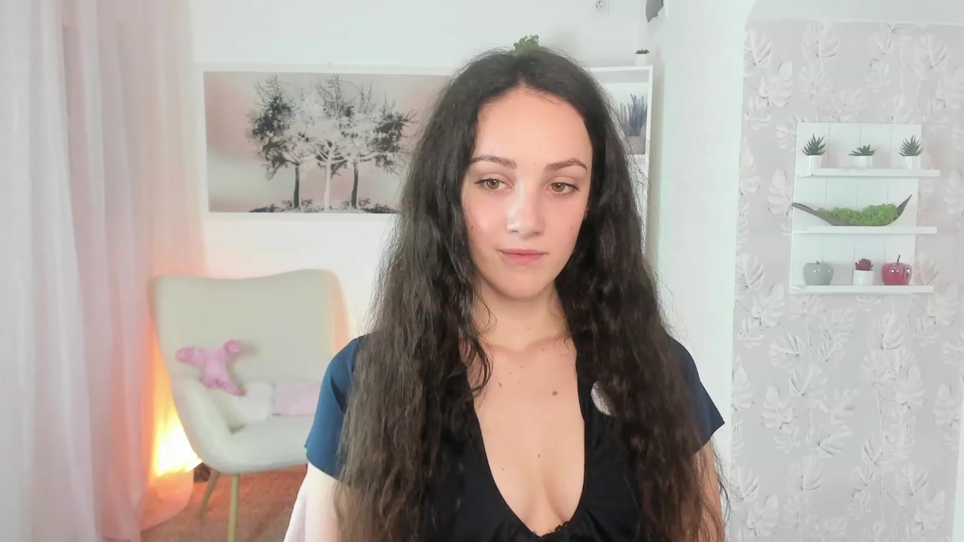 Gallery image thumbnail from Sophie_Rain18's myfreecams stream on, 03/22/2023, 16:11 image 16 of 20