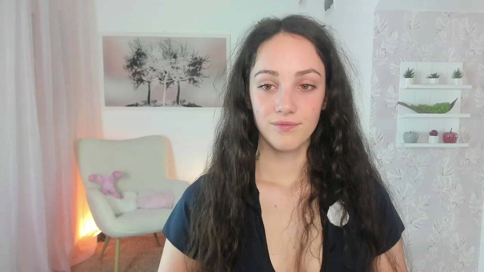 Gallery image thumbnail from Sophie_Rain18's myfreecams stream on, 03/22/2023, 16:11 image 6 of 20