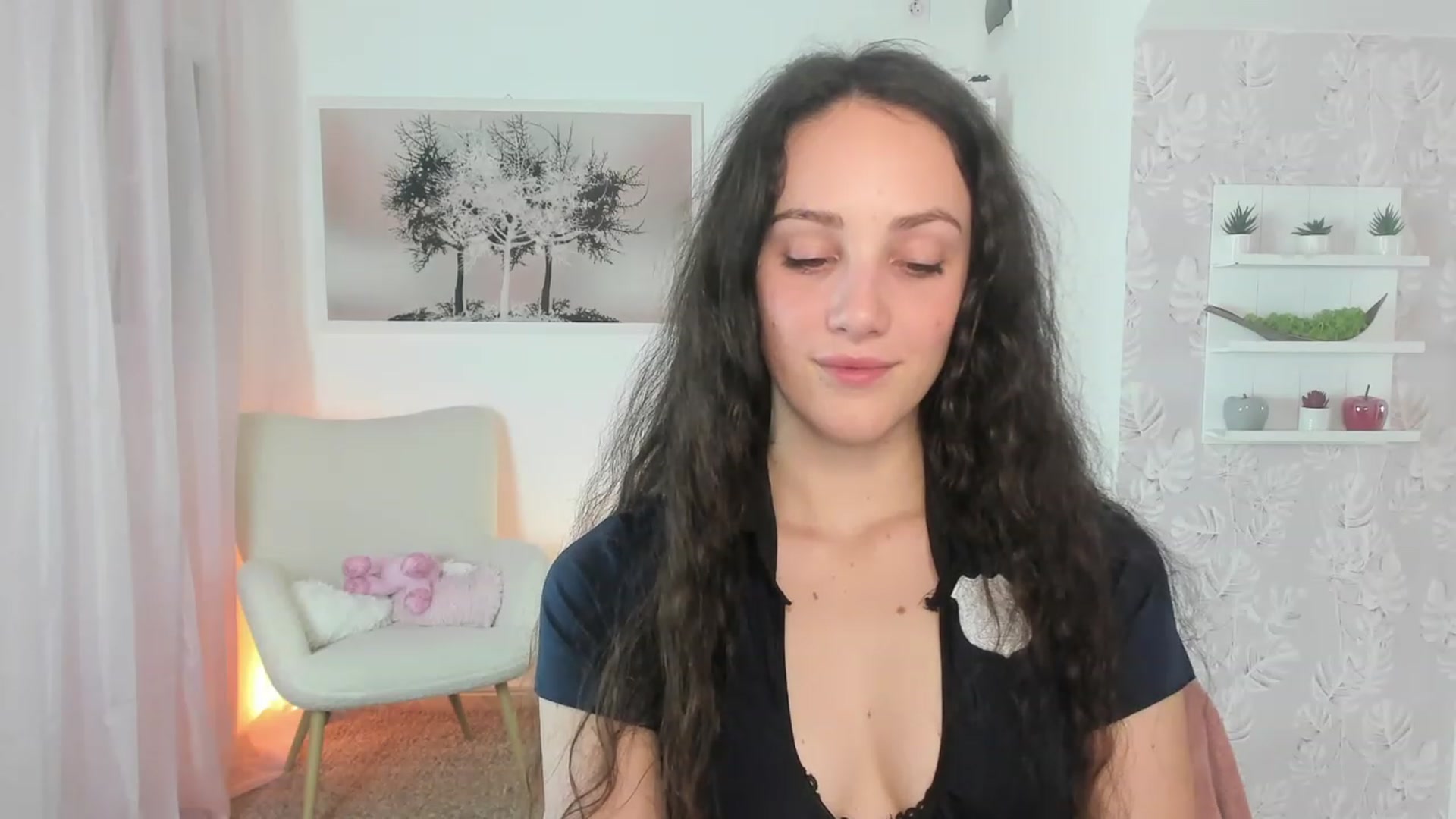 Gallery image thumbnail from Sophie_Rain18's myfreecams stream on, 03/22/2023, 17:50 image 6 of 20