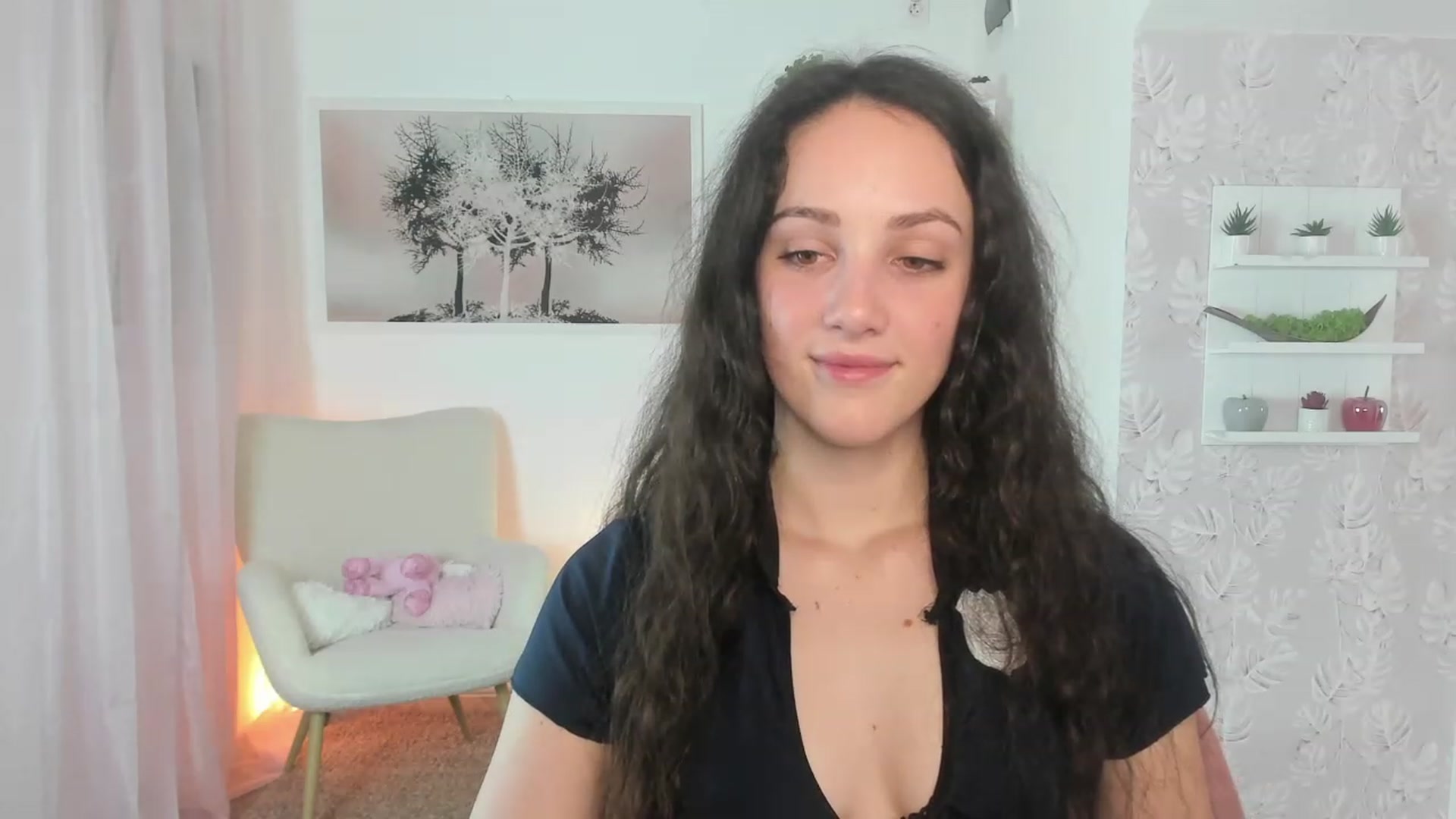 Gallery image thumbnail from Sophie_Rain18's myfreecams stream on, 03/22/2023, 17:50 image 14 of 20
