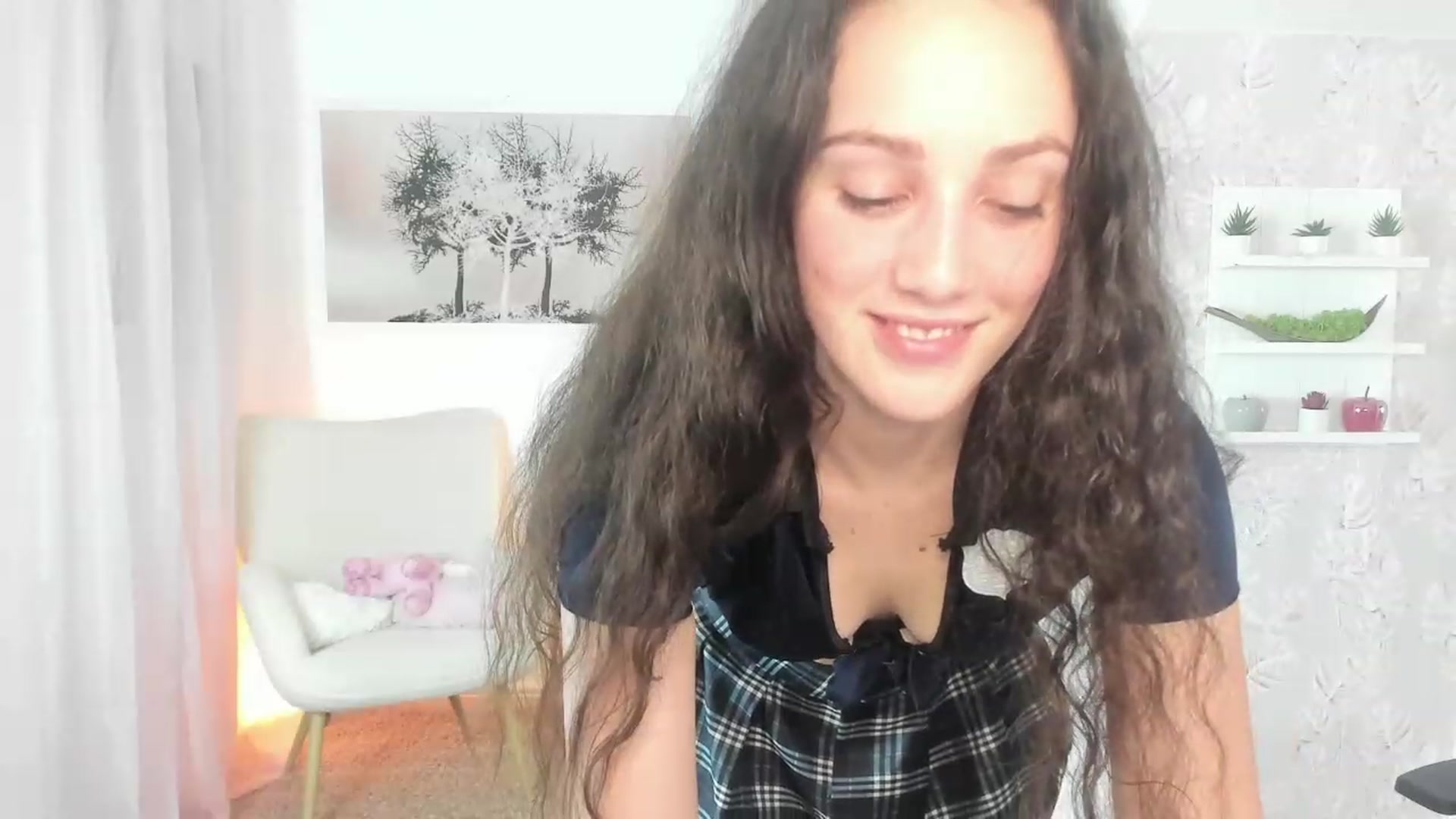 Gallery image thumbnail from Sophie_Rain18's myfreecams stream on, 03/22/2023, 17:50 image 15 of 20