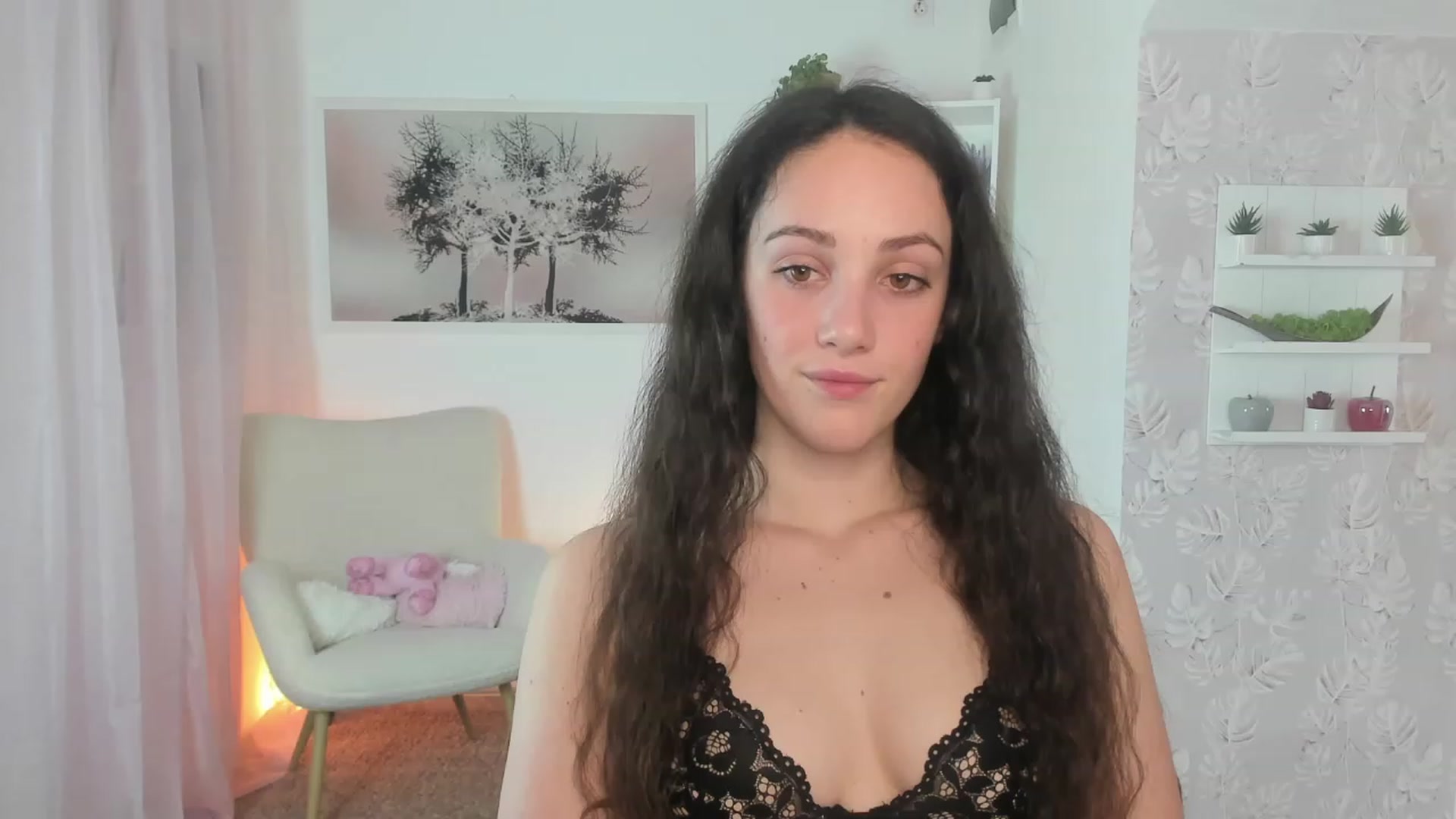 Gallery image thumbnail from Sophie_Rain18's myfreecams stream on, 03/22/2023, 19:12 image 1 of 20