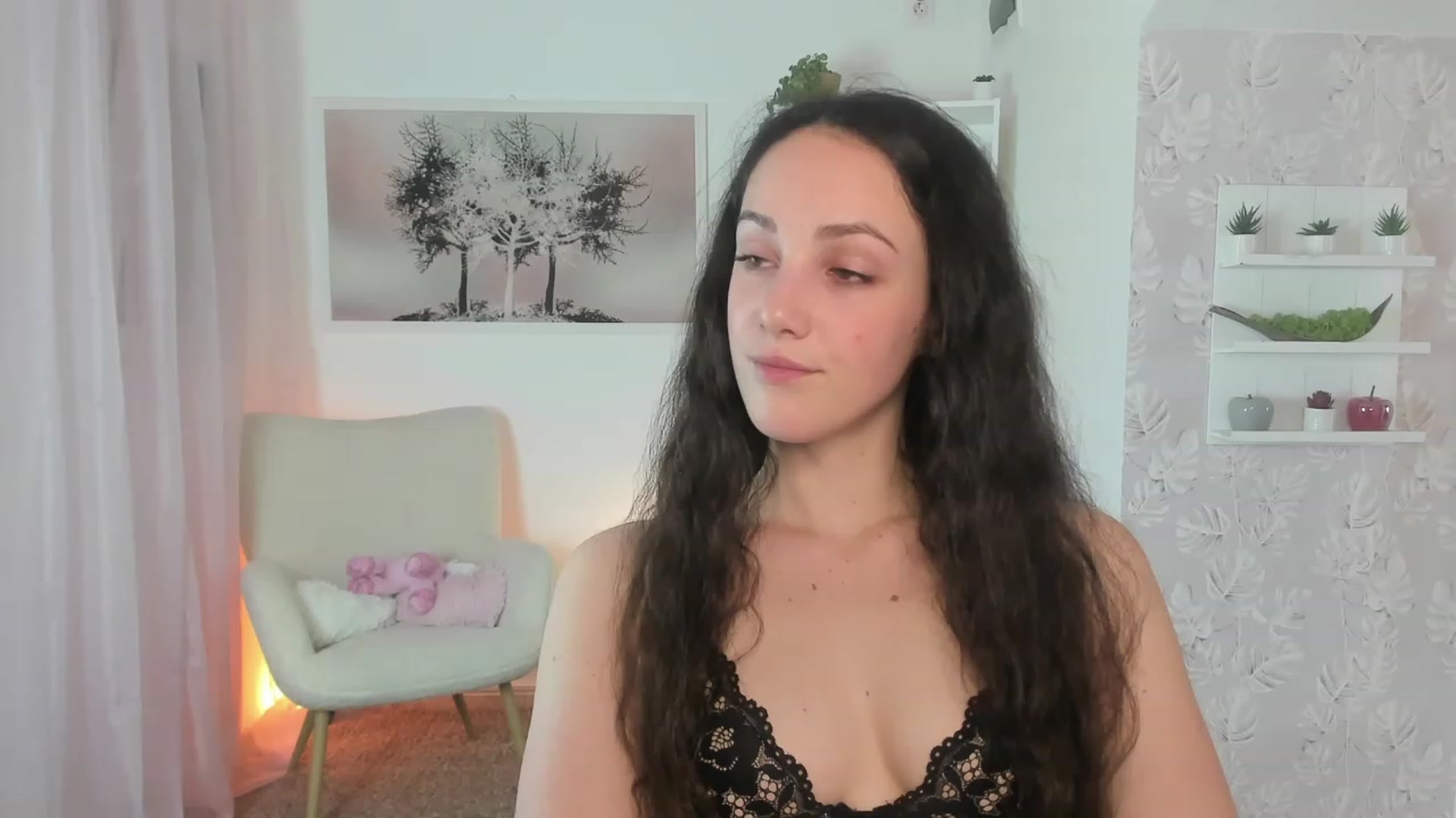 Gallery image thumbnail from Sophie_Rain18's myfreecams stream on, 03/22/2023, 19:12 image 2 of 20