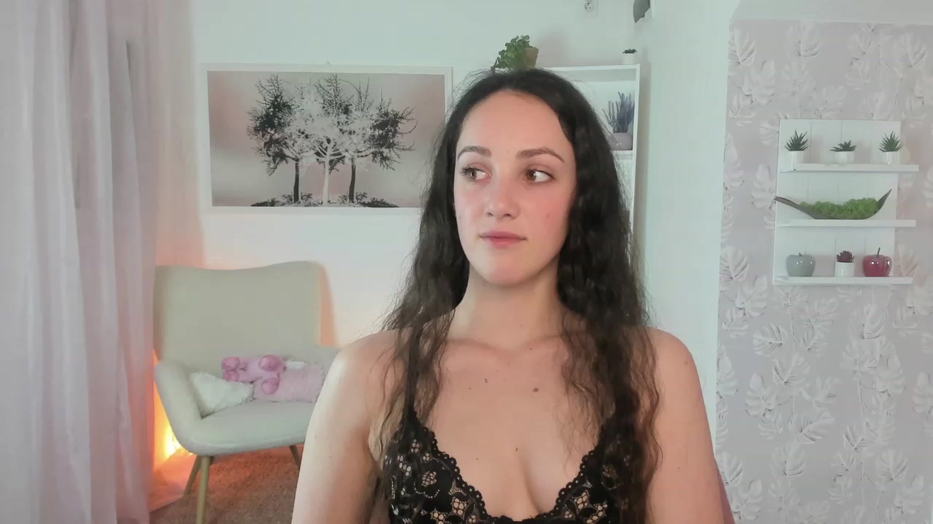 Gallery image thumbnail from Sophie_Rain18's myfreecams stream on, 03/22/2023, 19:12 image 17 of 20