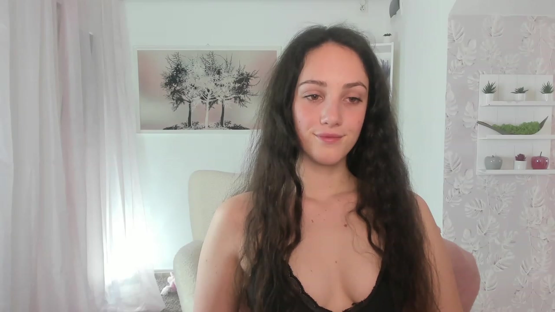 Gallery image thumbnail from Sophie_Rain18's myfreecams stream on, 03/23/2023, 17:50 image 20 of 20