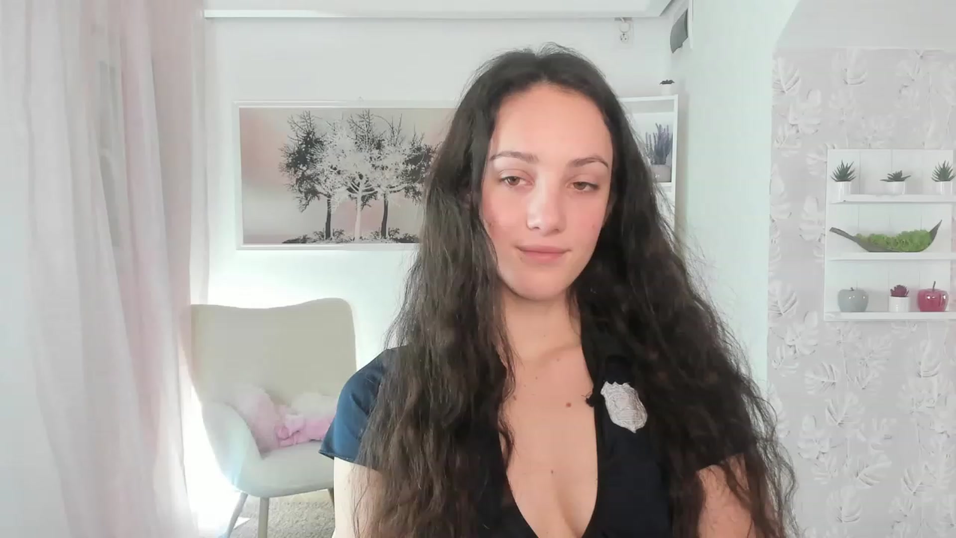 Gallery image thumbnail from Sophie_Rain18's myfreecams stream on, 03/28/2023, 19:37 image 4 of 20