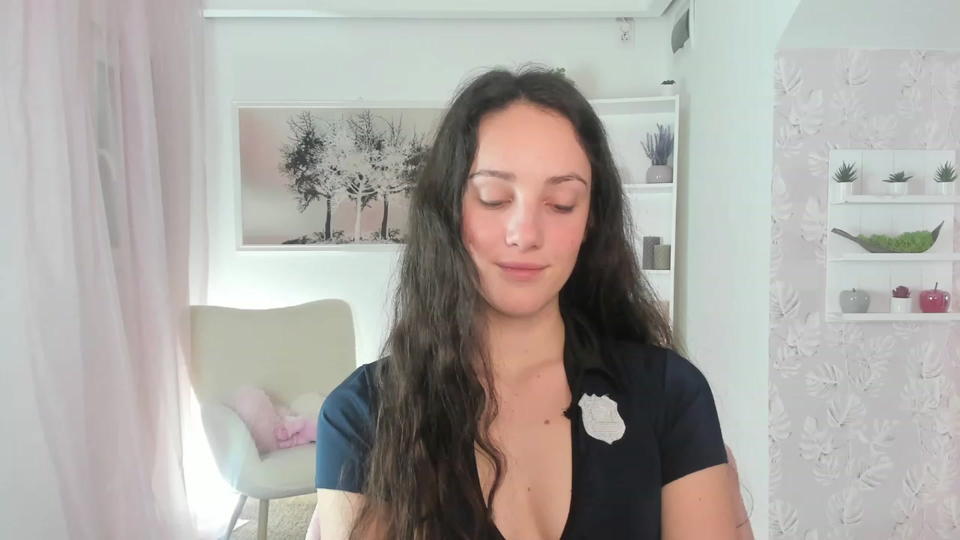 Gallery image thumbnail from Sophie_Rain18's myfreecams stream on, 03/28/2023, 19:37 image 19 of 20