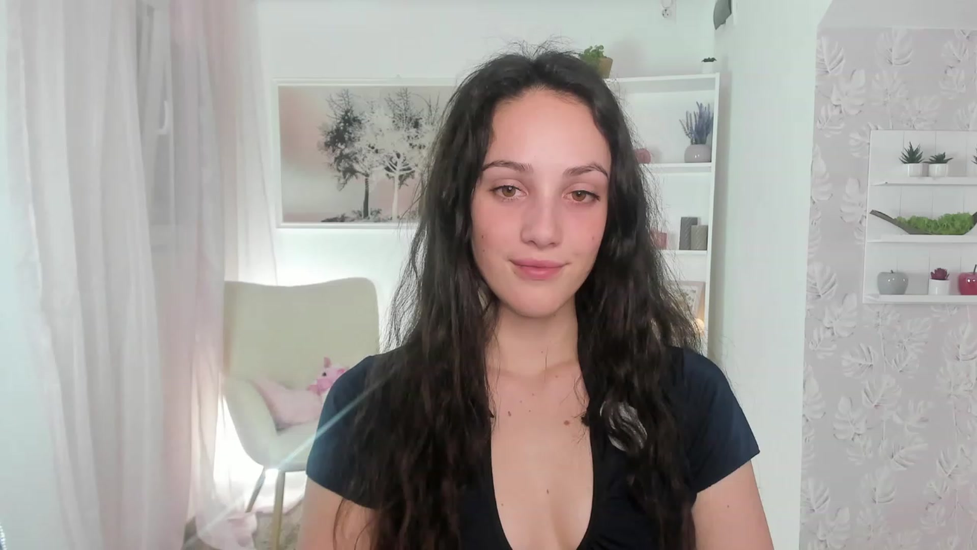 Gallery image thumbnail from Sophie_Rain18's myfreecams stream on, 04/03/2023, 15:55 image 5 of 20