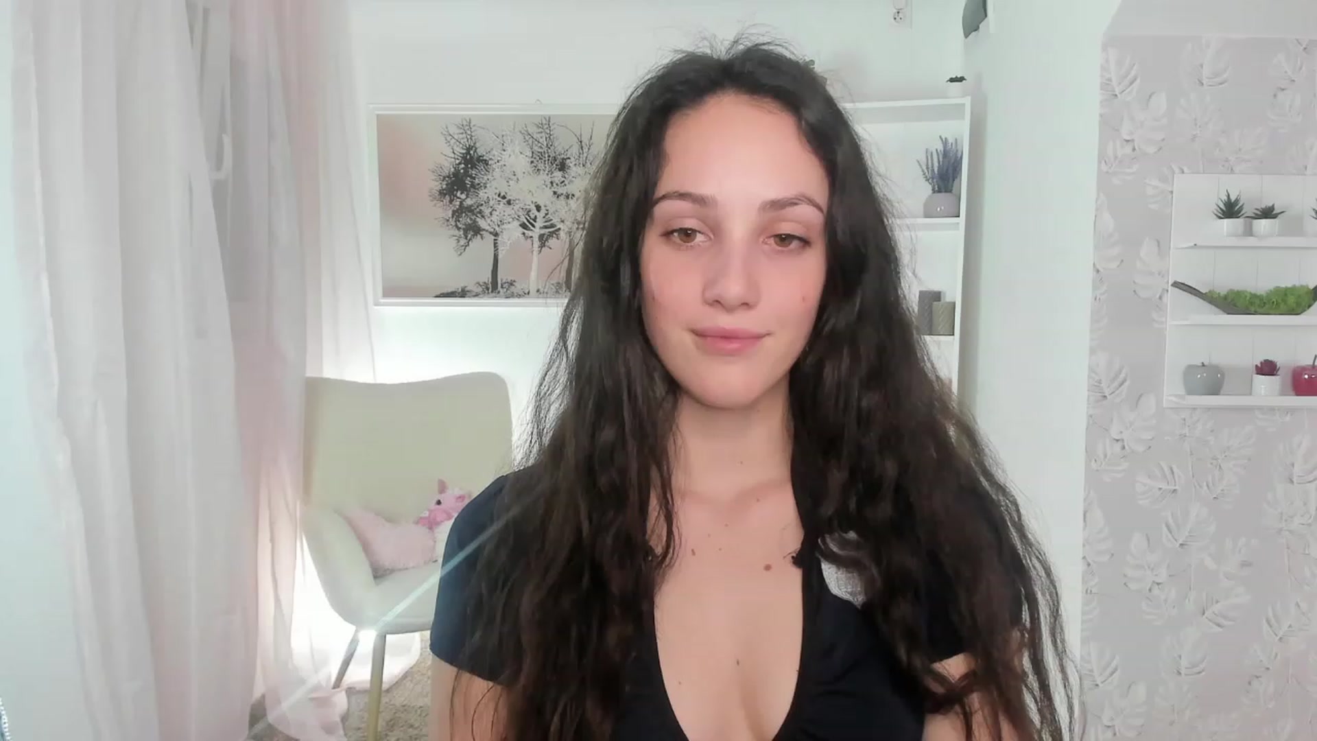 Gallery image thumbnail from Sophie_Rain18's myfreecams stream on, 04/03/2023, 15:55 image 6 of 20