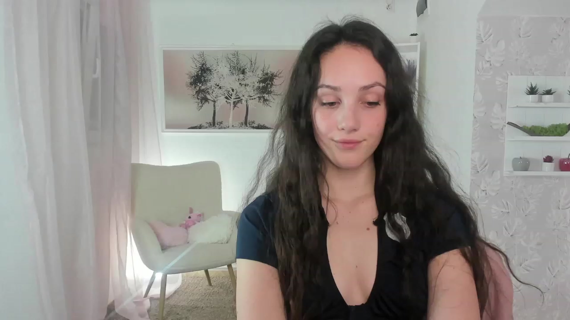 Gallery image thumbnail from Sophie_Rain18's myfreecams stream on, 04/03/2023, 17:47 image 13 of 20