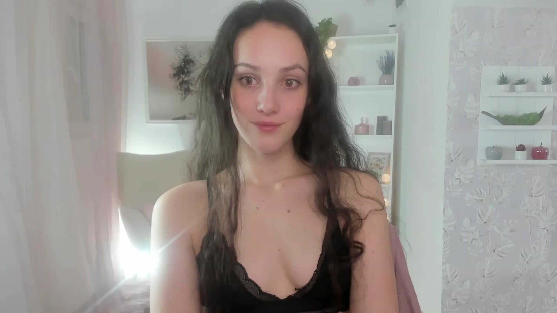 Gallery image thumbnail from Sophie_Rain18's myfreecams stream on, 04/05/2023, 16:39 image 3 of 20