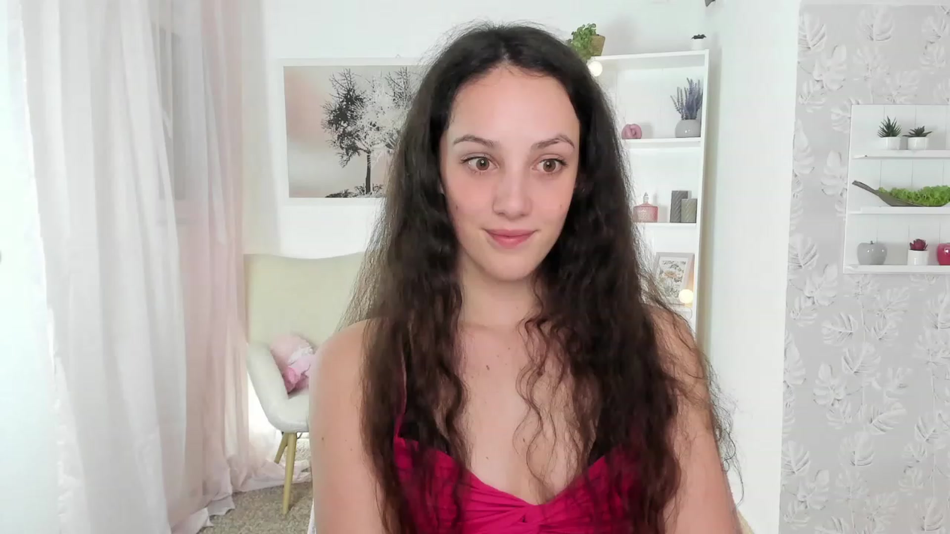 Gallery image thumbnail from Sophie_Rain18's myfreecams stream on, 04/08/2023, 16:07 image 1 of 20