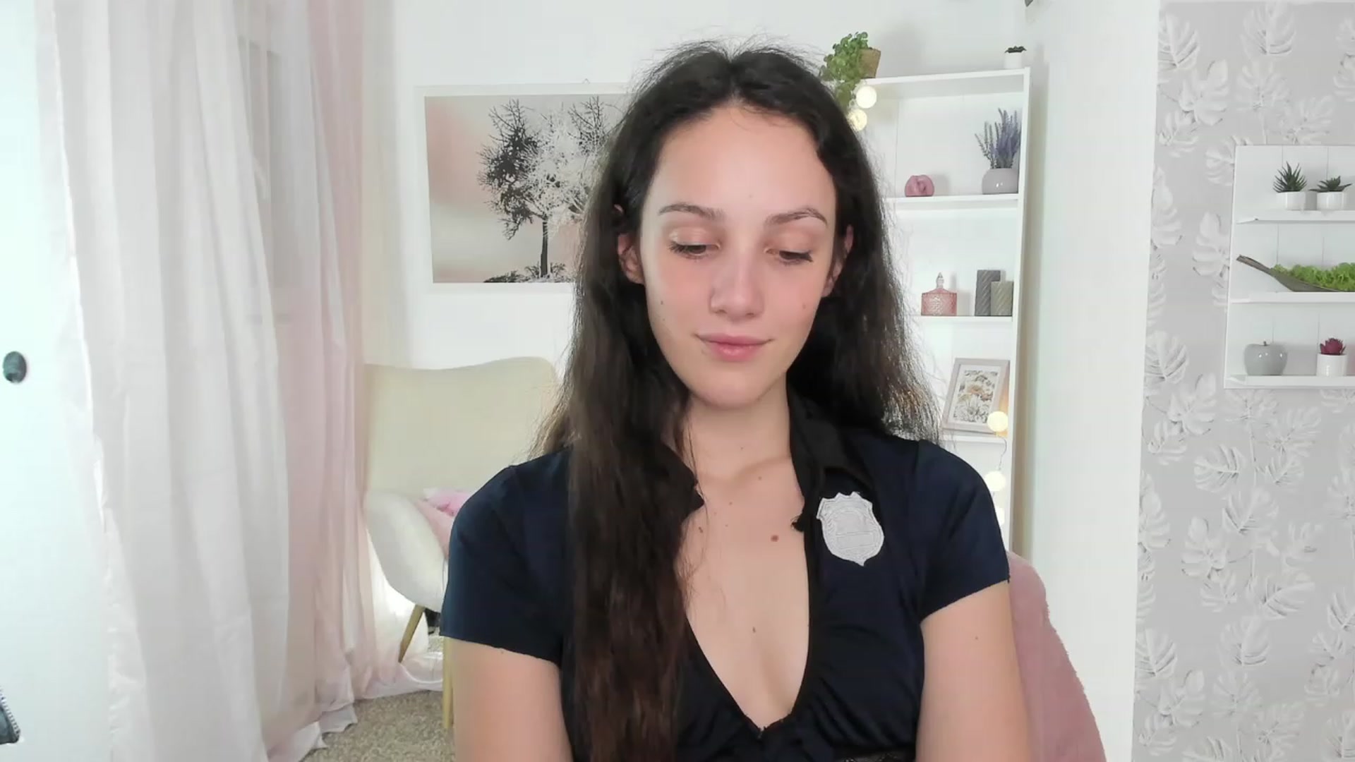 Gallery image thumbnail from Sophie_Rain18's myfreecams stream on, 04/10/2023, 15:06 image 9 of 20