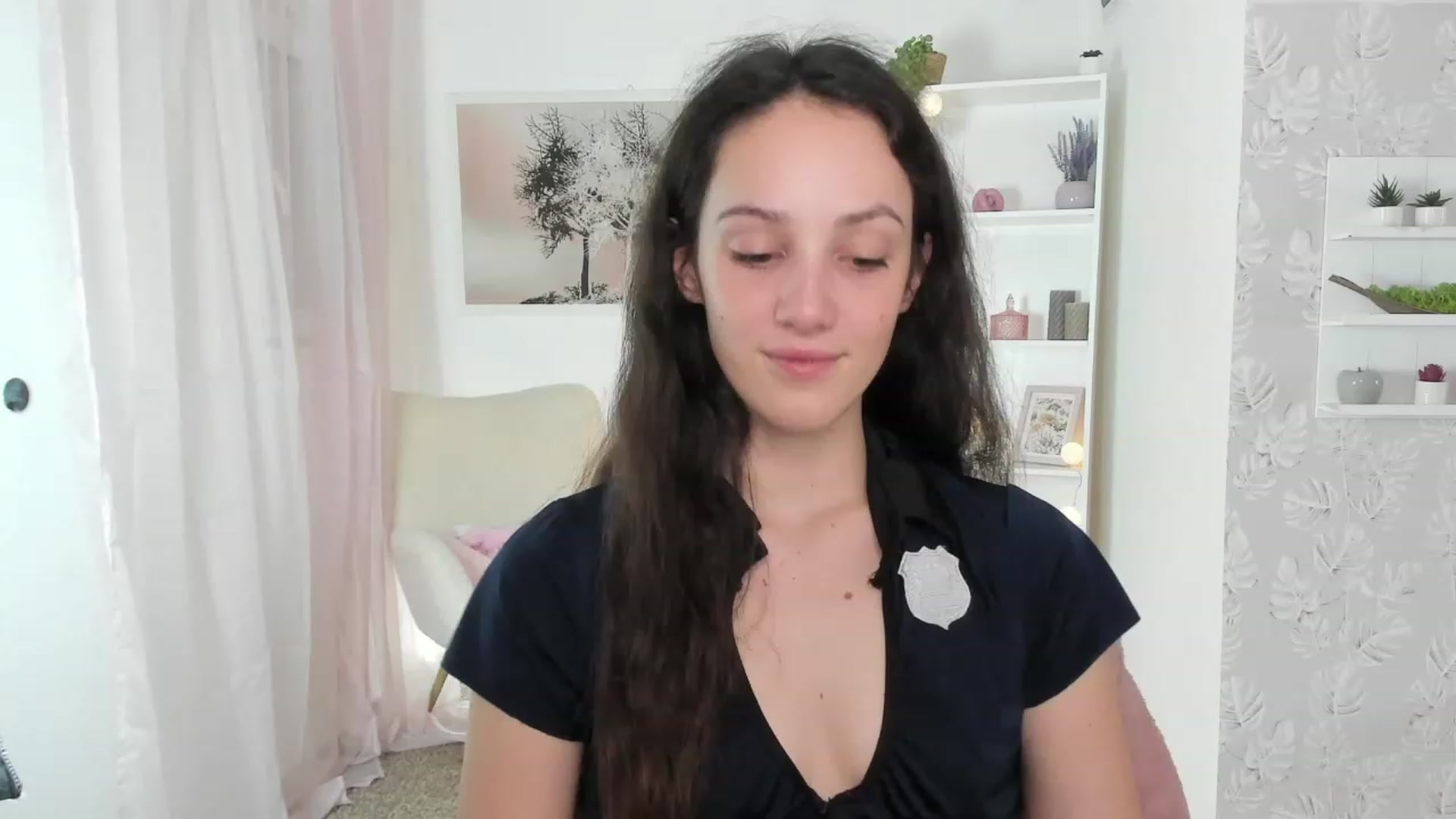 Gallery image thumbnail from Sophie_Rain18's myfreecams stream on, 04/10/2023, 15:06 image 10 of 20