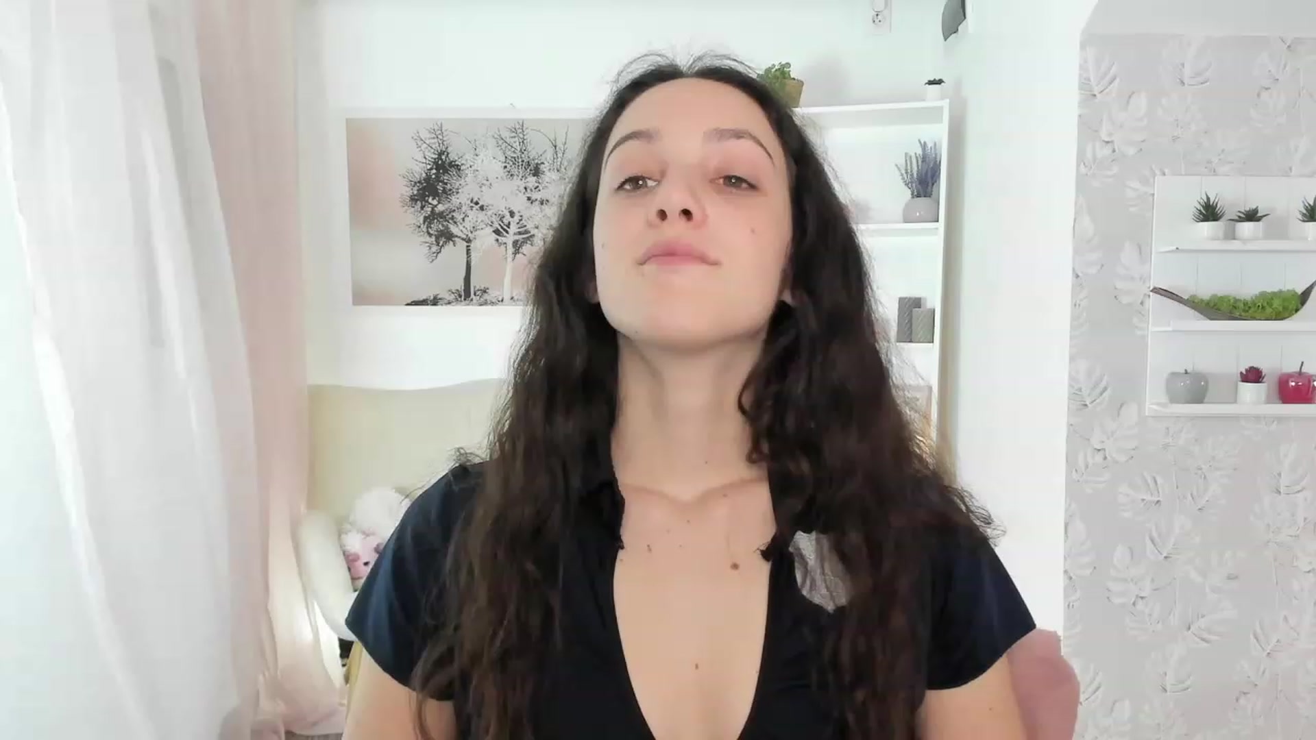 Gallery image thumbnail from Sophie_Rain18's myfreecams stream on, 04/19/2023, 14:52 image 2 of 20