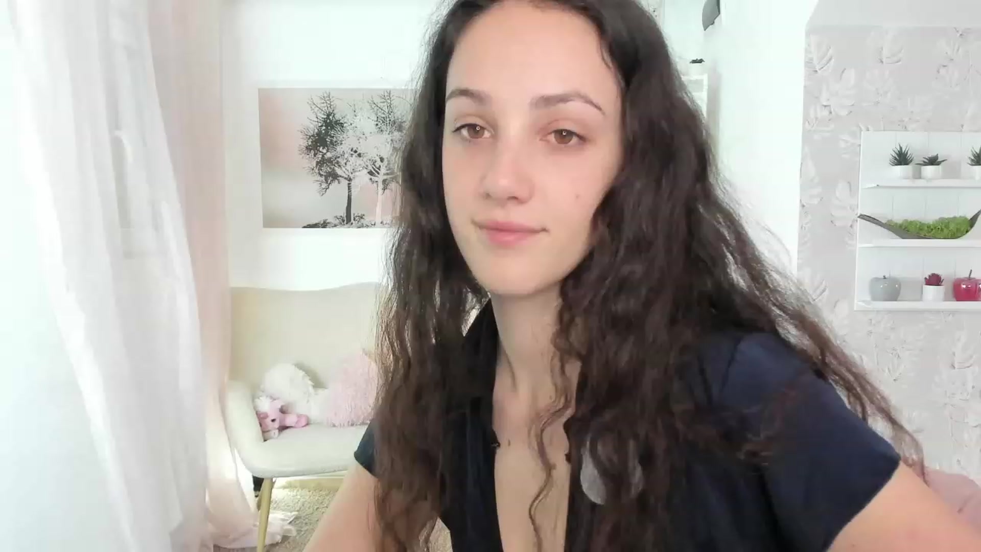 Gallery image thumbnail from Sophie_Rain18's myfreecams stream on, 04/19/2023, 14:52 image 6 of 20
