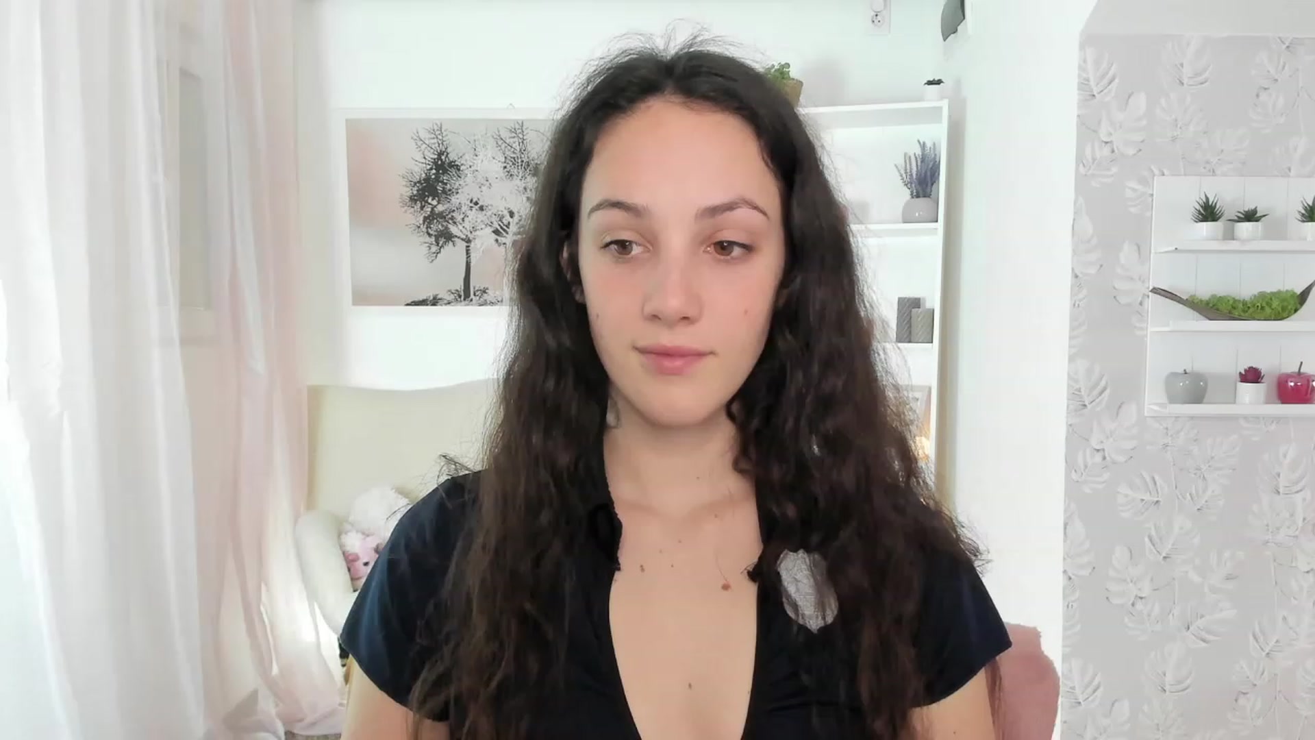 Gallery image thumbnail from Sophie_Rain18's myfreecams stream on, 04/19/2023, 14:52 image 3 of 20