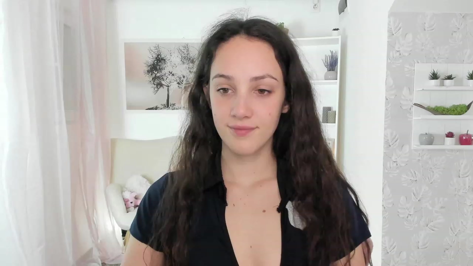 Gallery image thumbnail from Sophie_Rain18's myfreecams stream on, 04/19/2023, 14:52 image 16 of 20