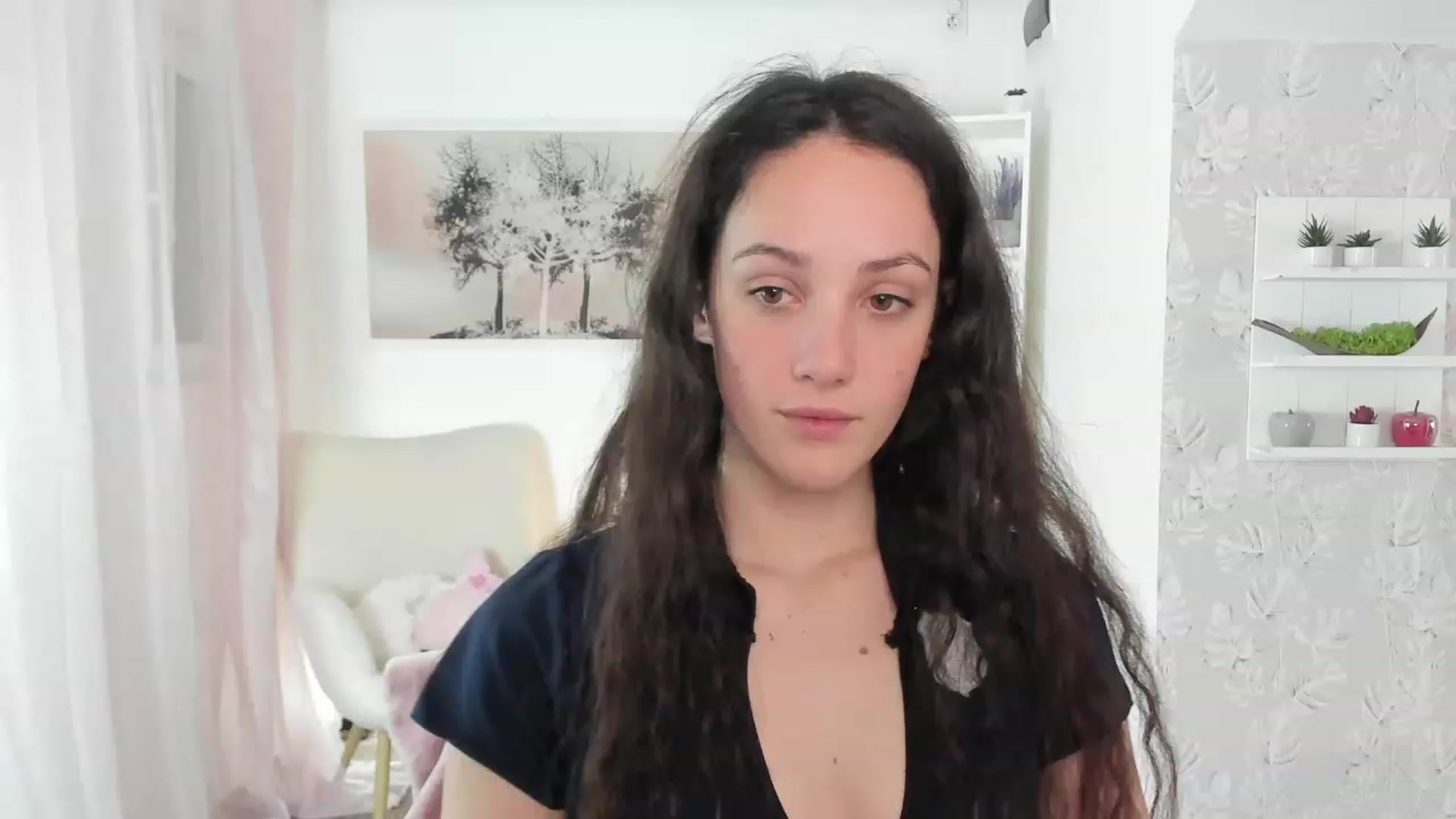 Gallery image thumbnail from Sophie_Rain18's myfreecams stream on, 04/19/2023, 18:13 image 11 of 20