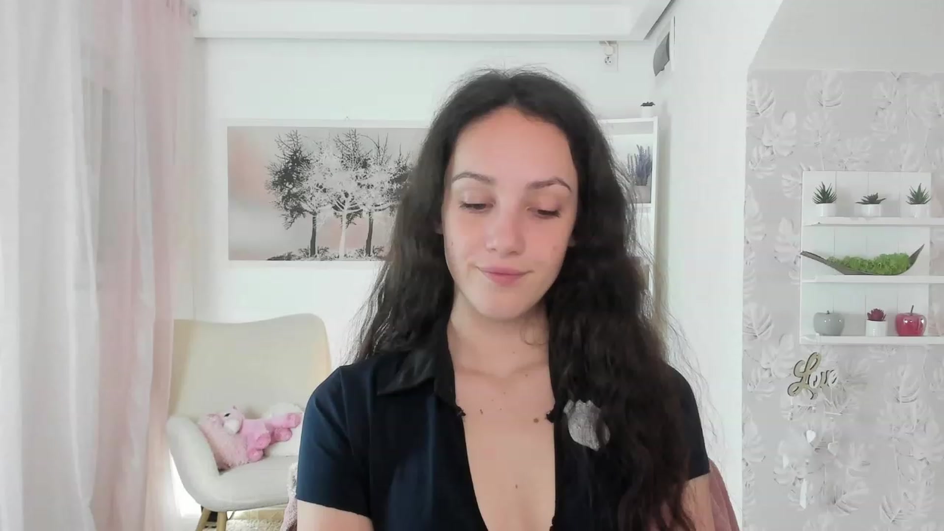 Gallery image thumbnail from Sophie_Rain18's myfreecams stream on, 04/25/2023, 14:57 image 7 of 20