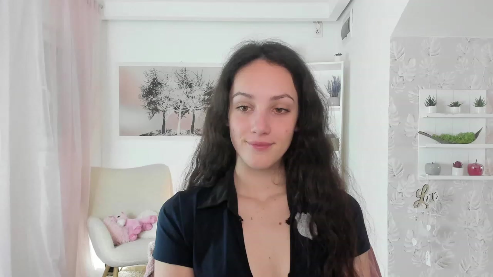 Gallery image thumbnail from Sophie_Rain18's myfreecams stream on, 04/25/2023, 14:57 image 8 of 20