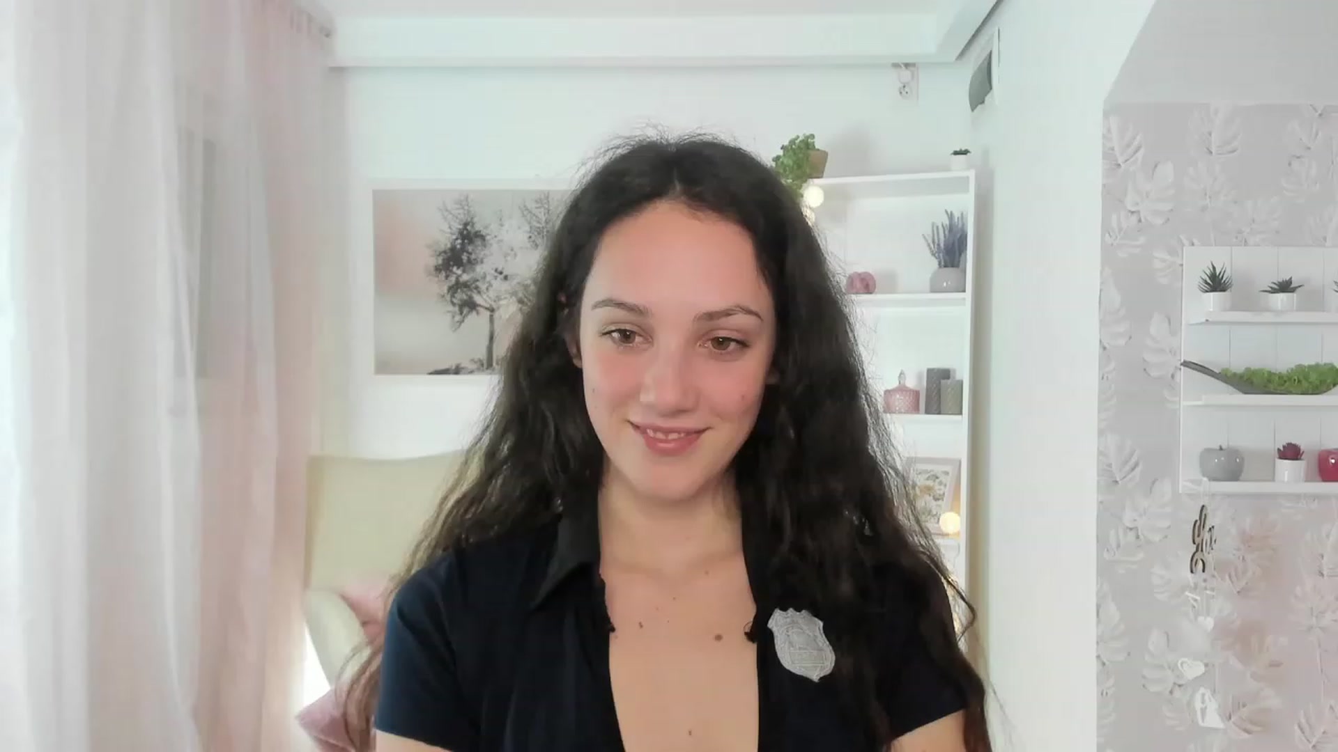 Gallery image thumbnail from Sophie_Rain18's myfreecams stream on, 04/25/2023, 17:24 image 15 of 20