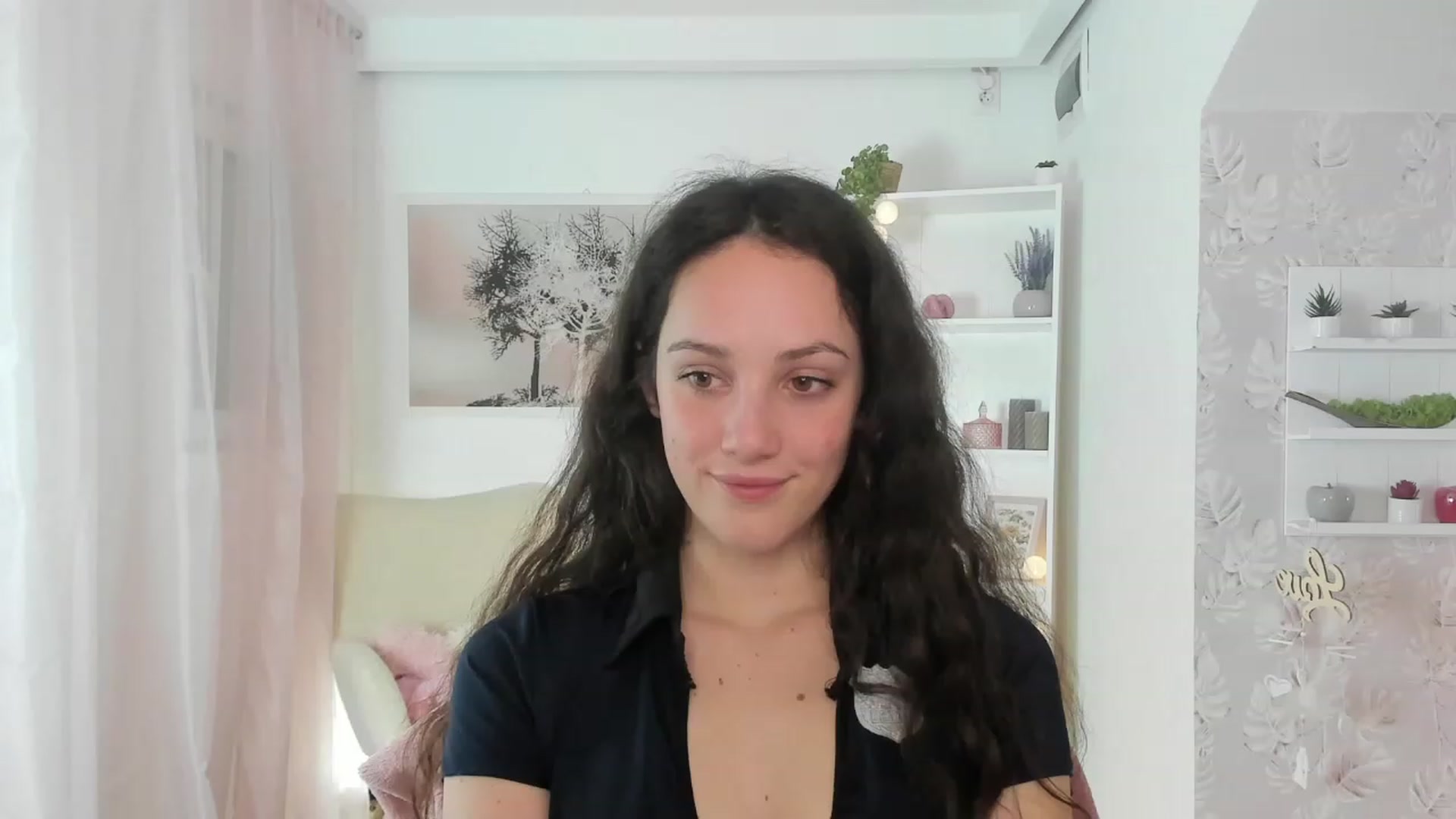 Gallery image thumbnail from Sophie_Rain18's myfreecams stream on, 04/25/2023, 17:24 image 18 of 20