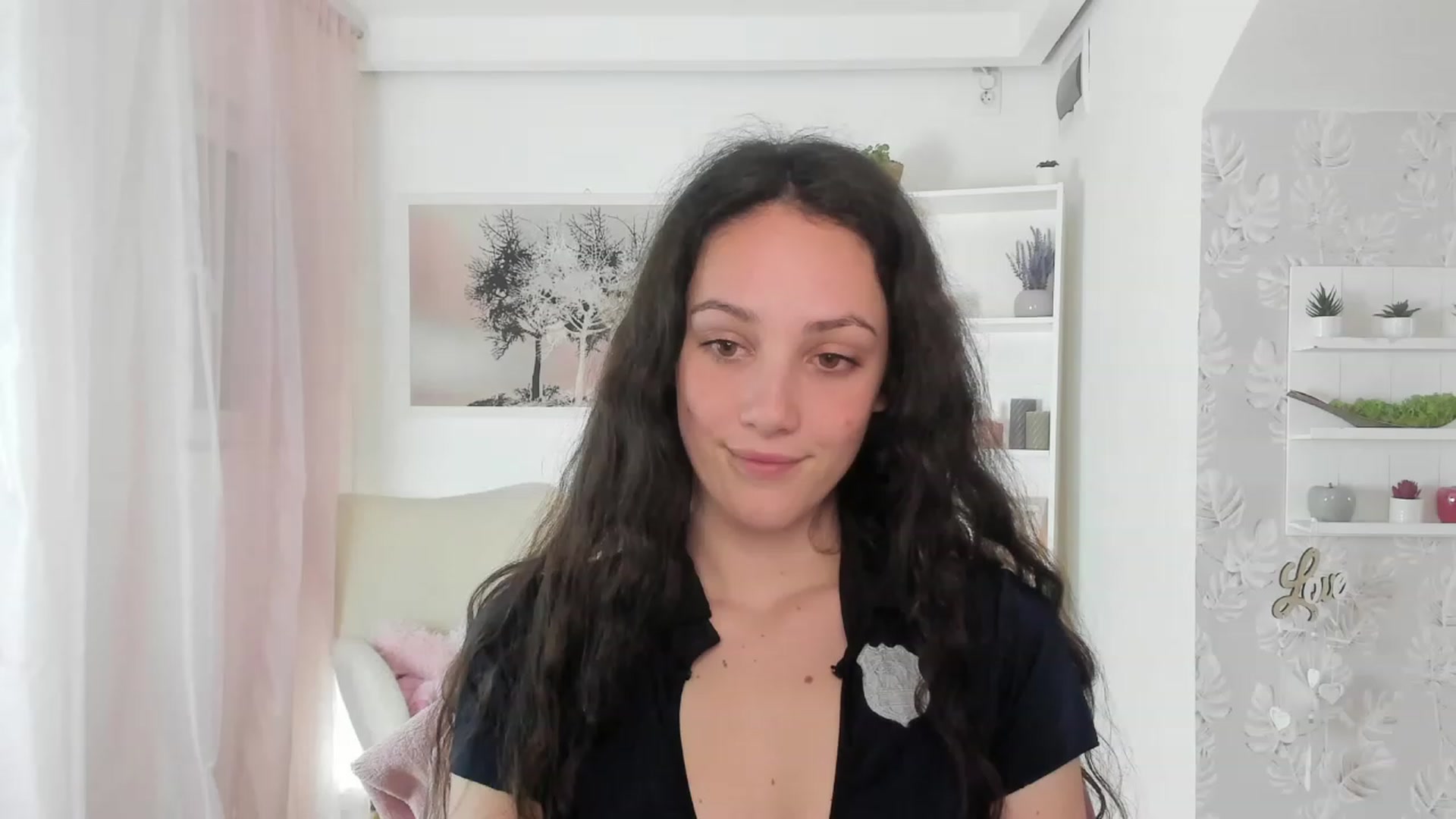 Gallery image thumbnail from Sophie_Rain18's myfreecams stream on, 04/25/2023, 17:24 image 3 of 20