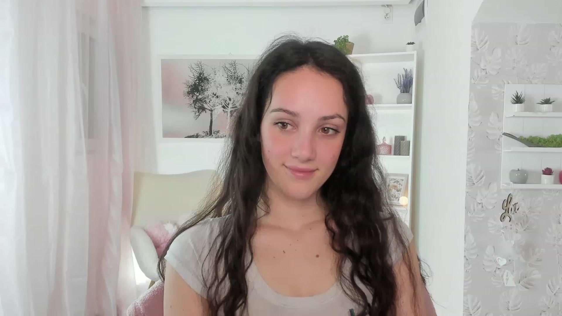 Gallery image thumbnail from Sophie_Rain18's myfreecams stream on, 04/26/2023, 15:49 image 11 of 20