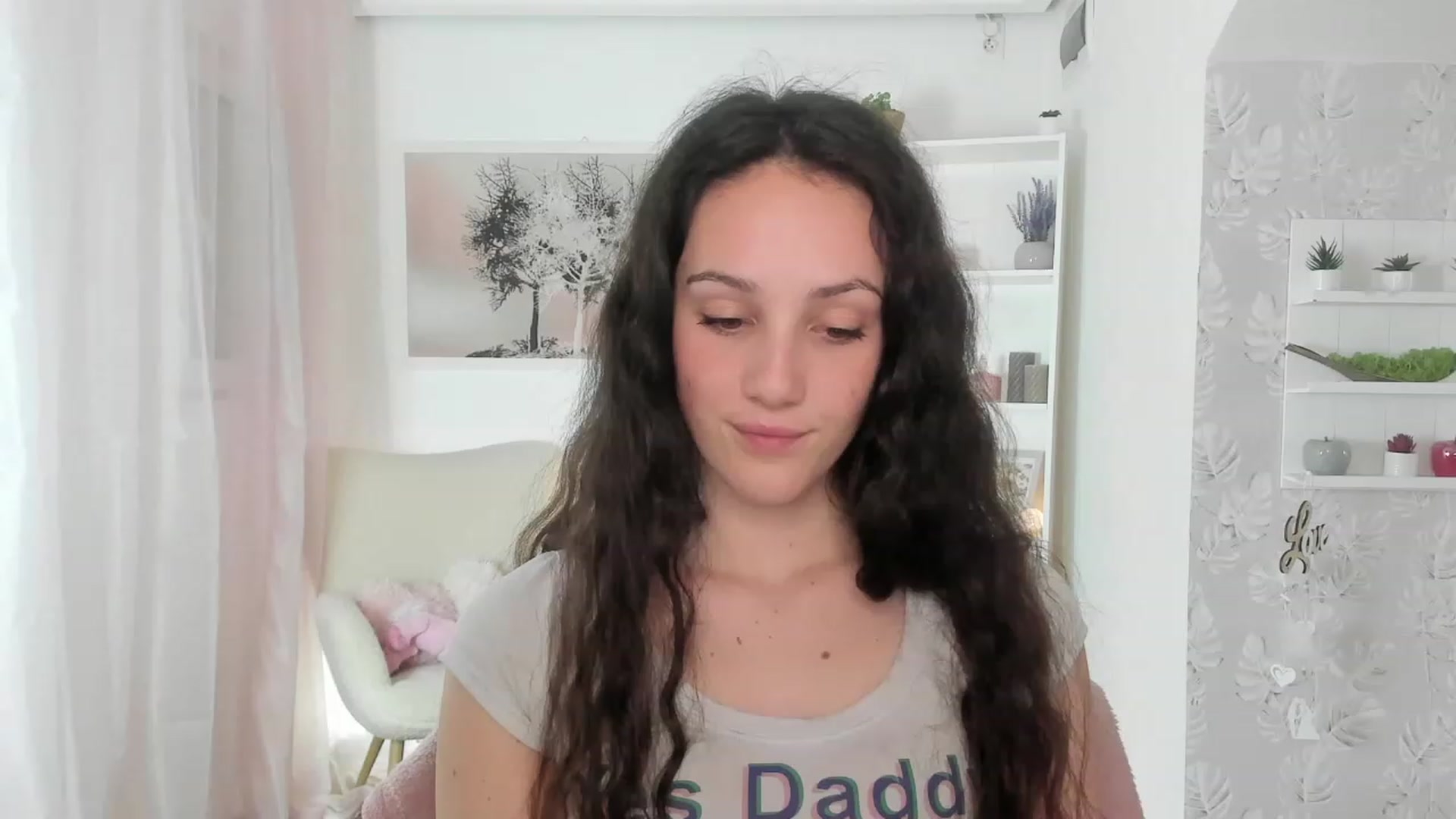 Gallery image thumbnail from Sophie_Rain18's myfreecams stream on, 04/26/2023, 18:49 image 3 of 20