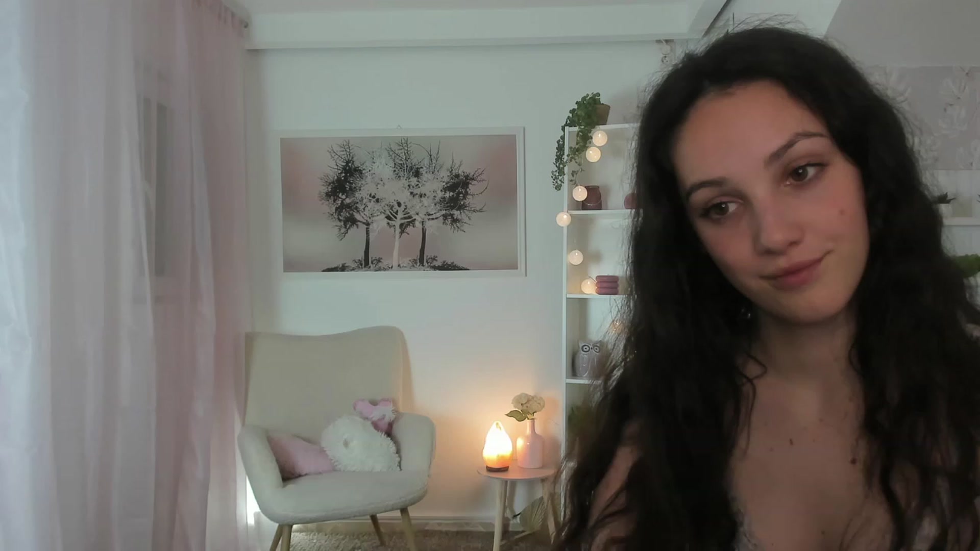 Gallery image thumbnail from Sophie_Rain18's myfreecams stream on, 04/27/2023, 17:42 image 10 of 20