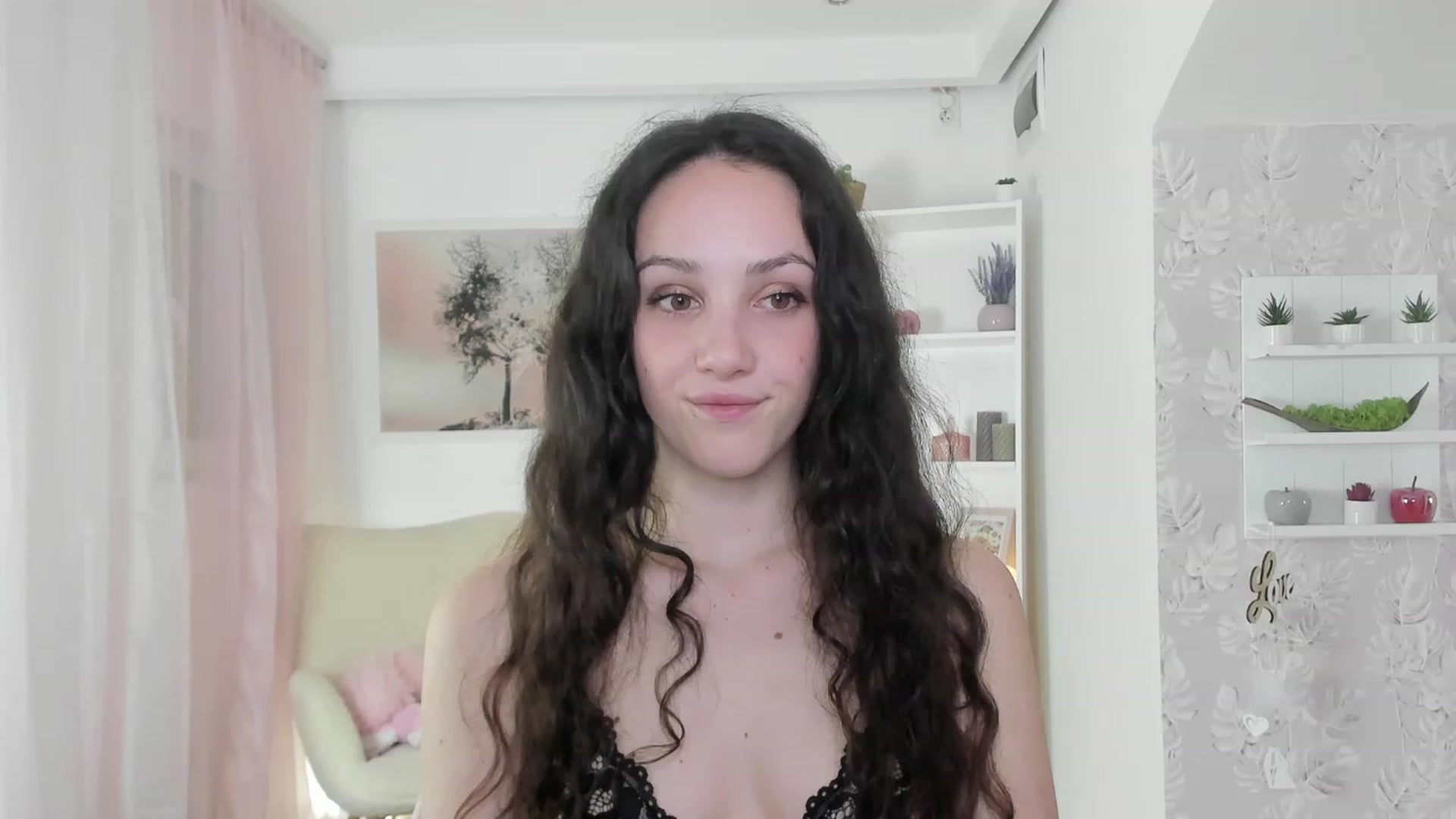 Gallery image thumbnail from Sophie_Rain18's myfreecams stream on, 04/28/2023, 15:18 image 20 of 20
