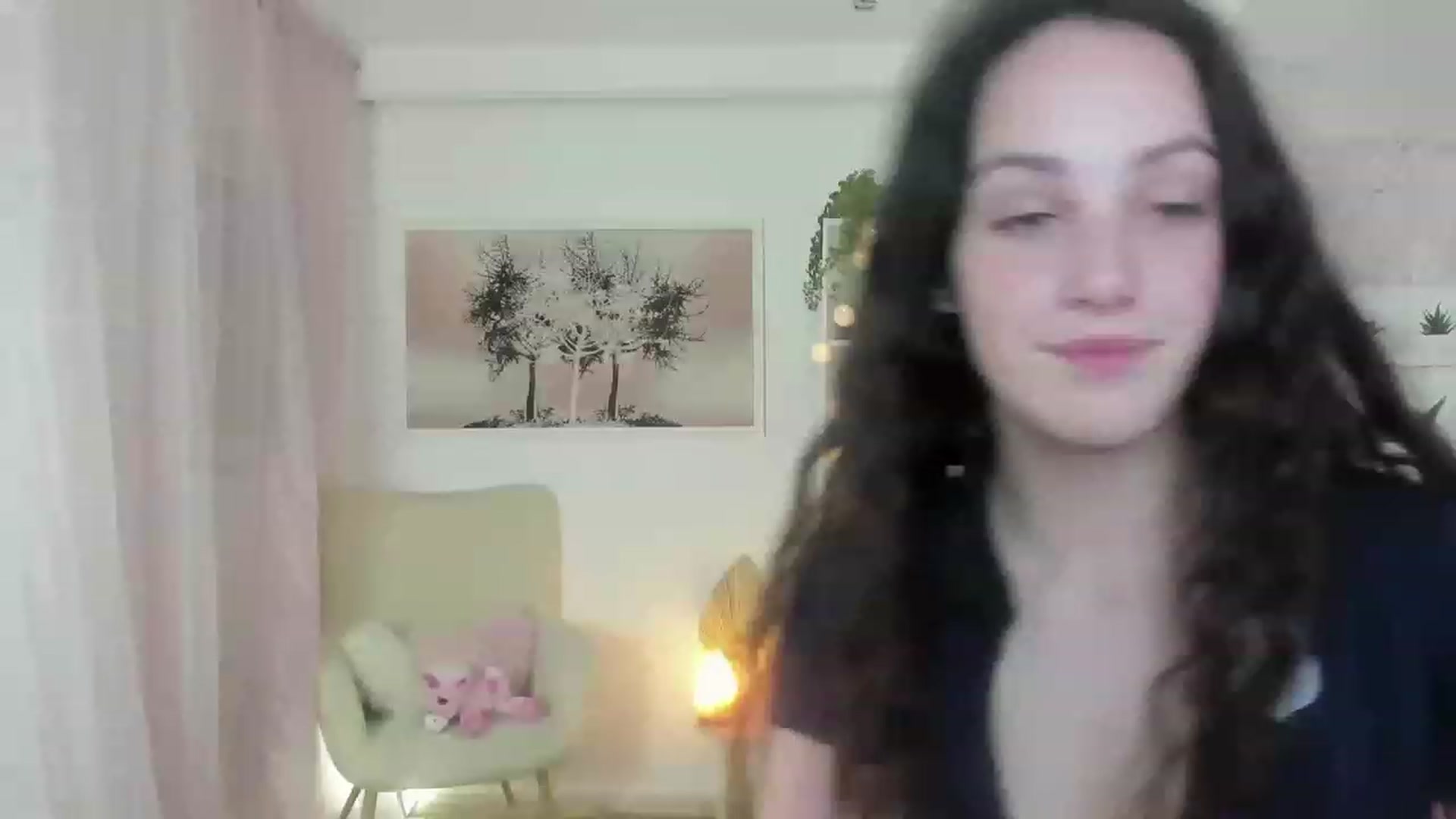 Gallery image thumbnail from Sophie_Rain18's myfreecams stream on, 05/08/2023, 15:53 image 4 of 20
