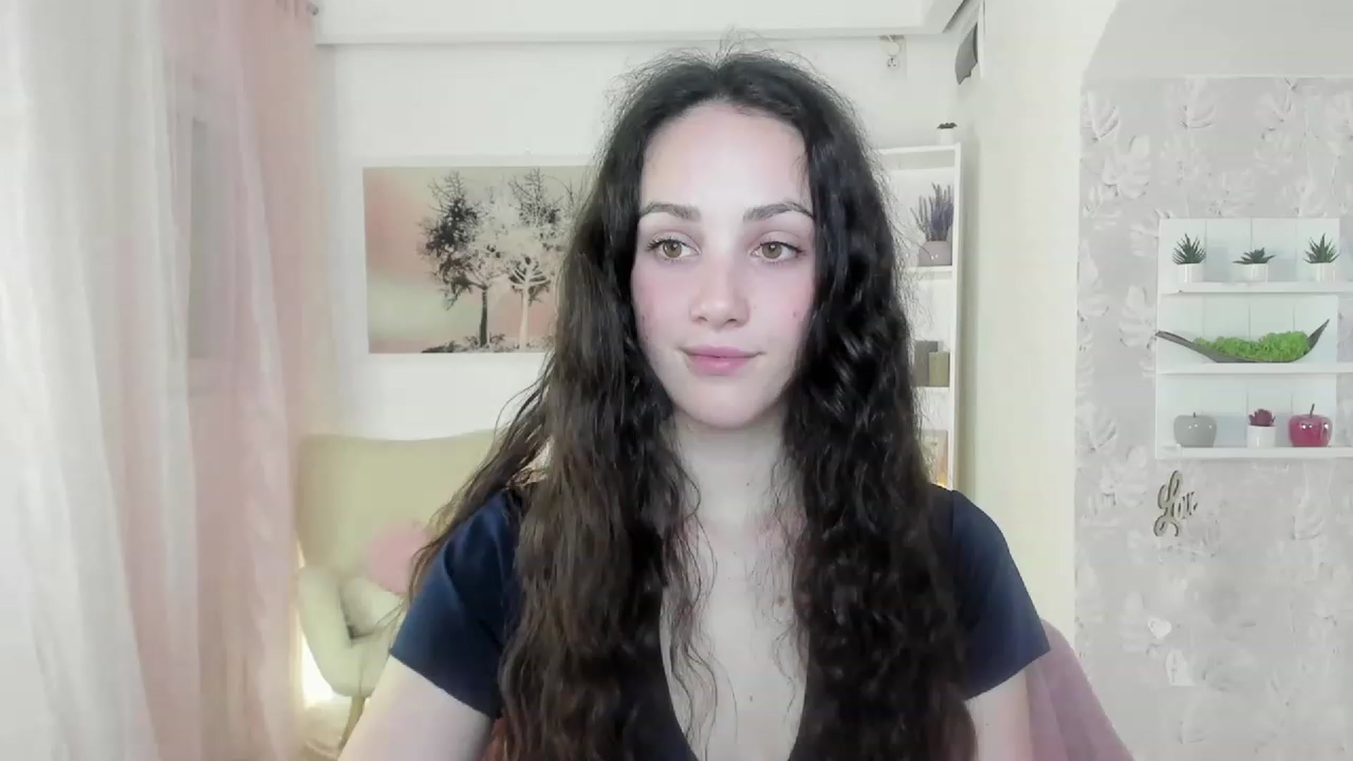 Gallery image thumbnail from Sophie_Rain18's myfreecams stream on, 05/08/2023, 19:23 image 7 of 20
