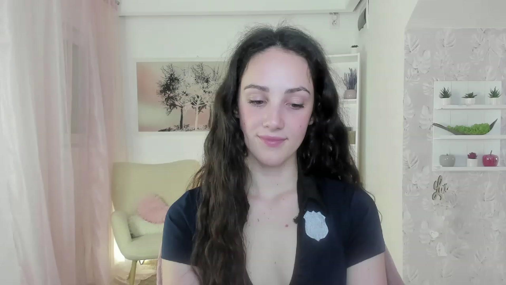 Gallery image thumbnail from Sophie_Rain18's myfreecams stream on, 05/08/2023, 19:23 image 2 of 20