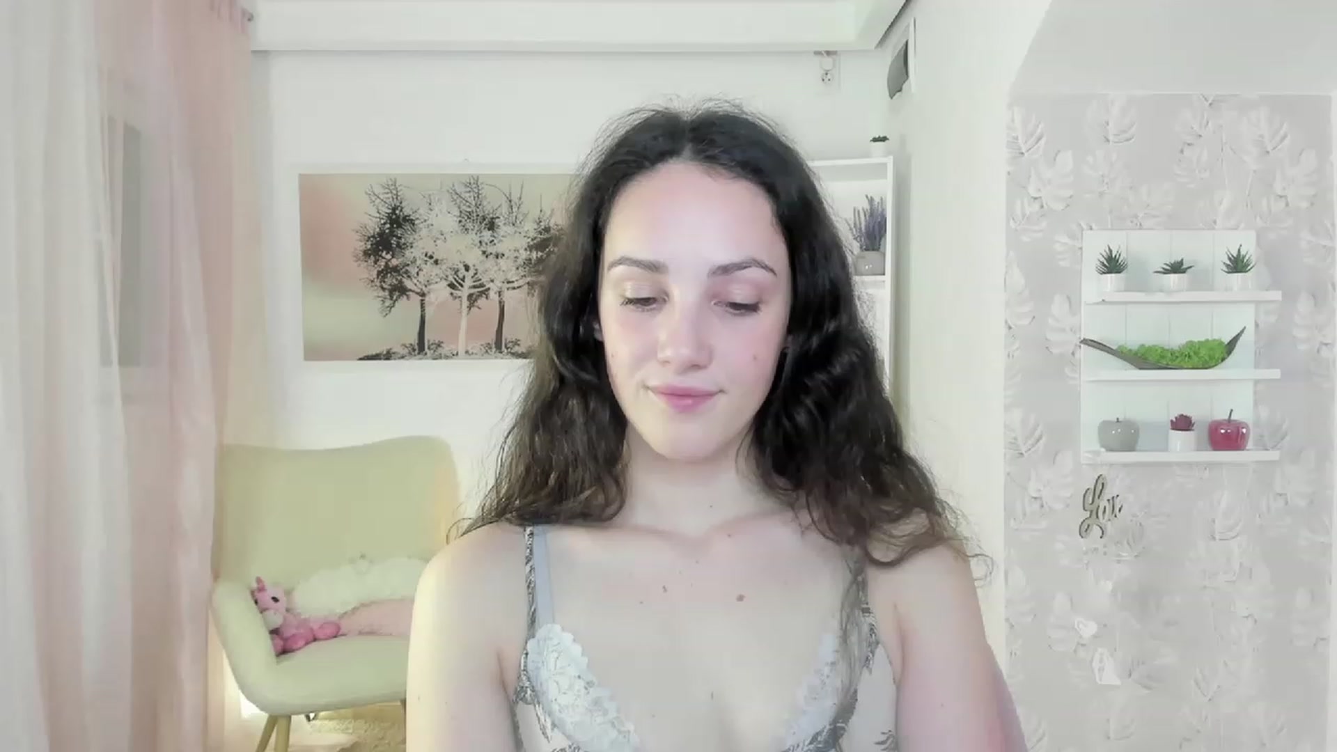 Gallery image thumbnail from Sophie_Rain18's myfreecams stream on, 05/09/2023, 18:46 image 8 of 20