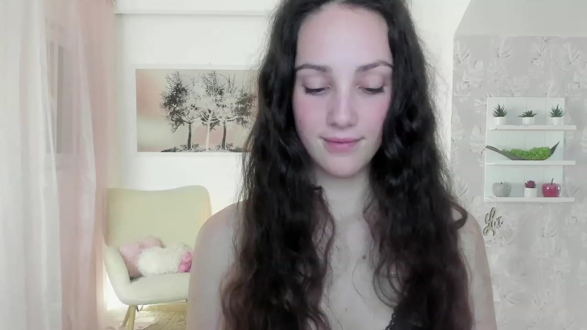 Gallery image thumbnail from Sophie_Rain18's myfreecams stream on, 05/11/2023, 17:16 image 19 of 20